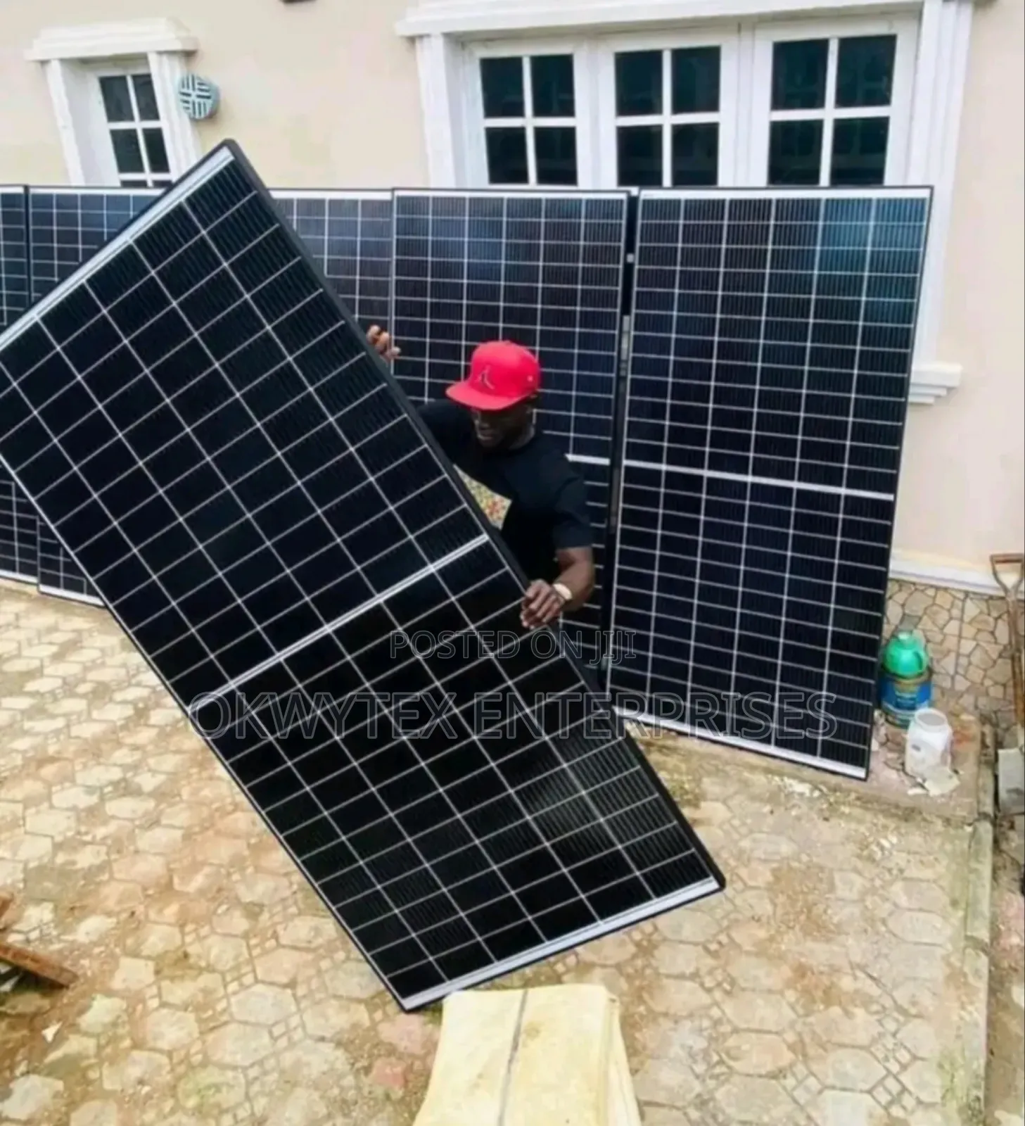 550watts Jinko Mono Crystalline Solar Panel