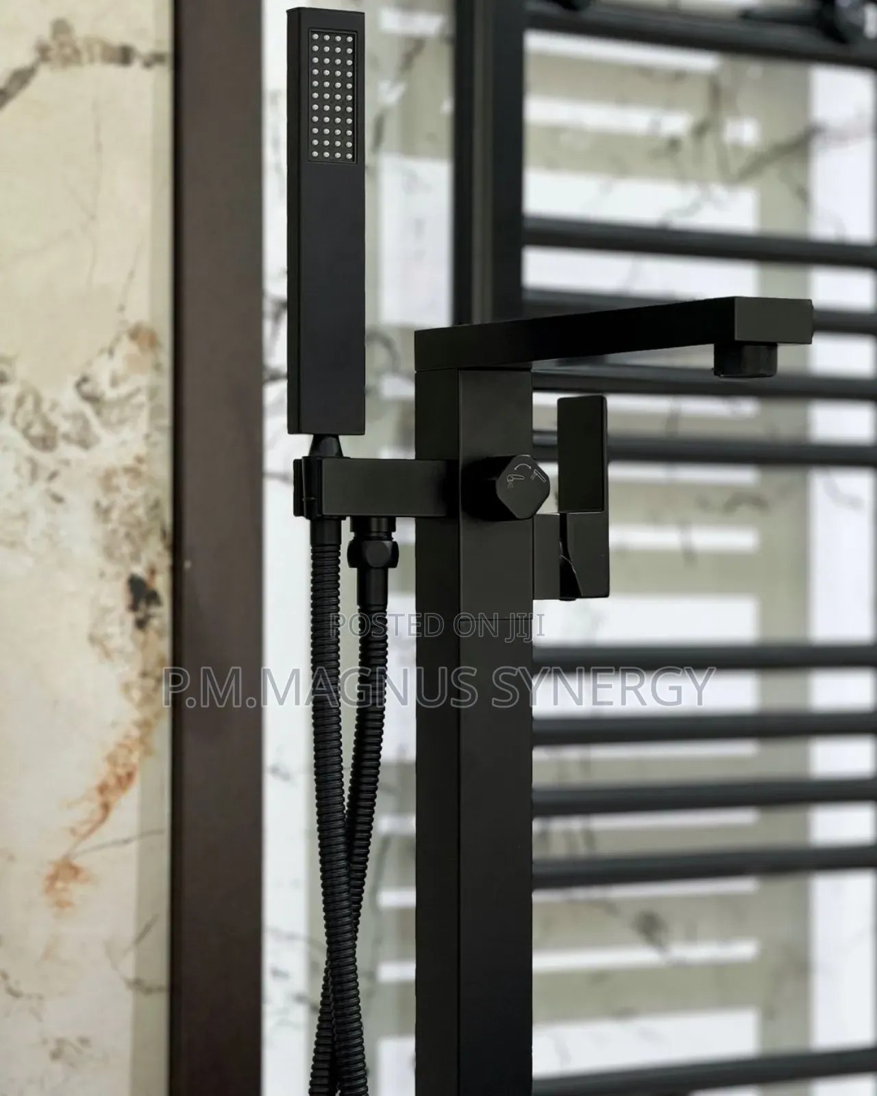 England Standard Black Shower Bath Tob.