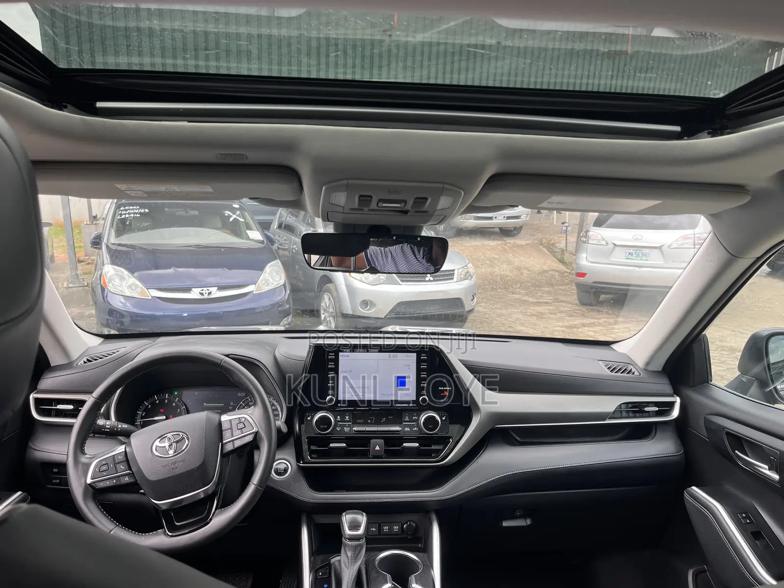 Toyota Highlander XLE 2021 Gray