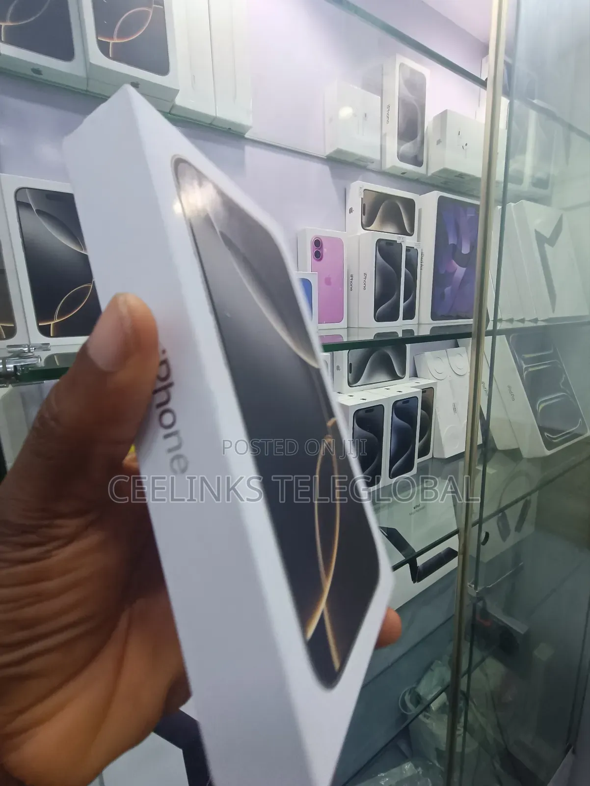 New Apple iPhone 16 Pro 256 GB Blue
