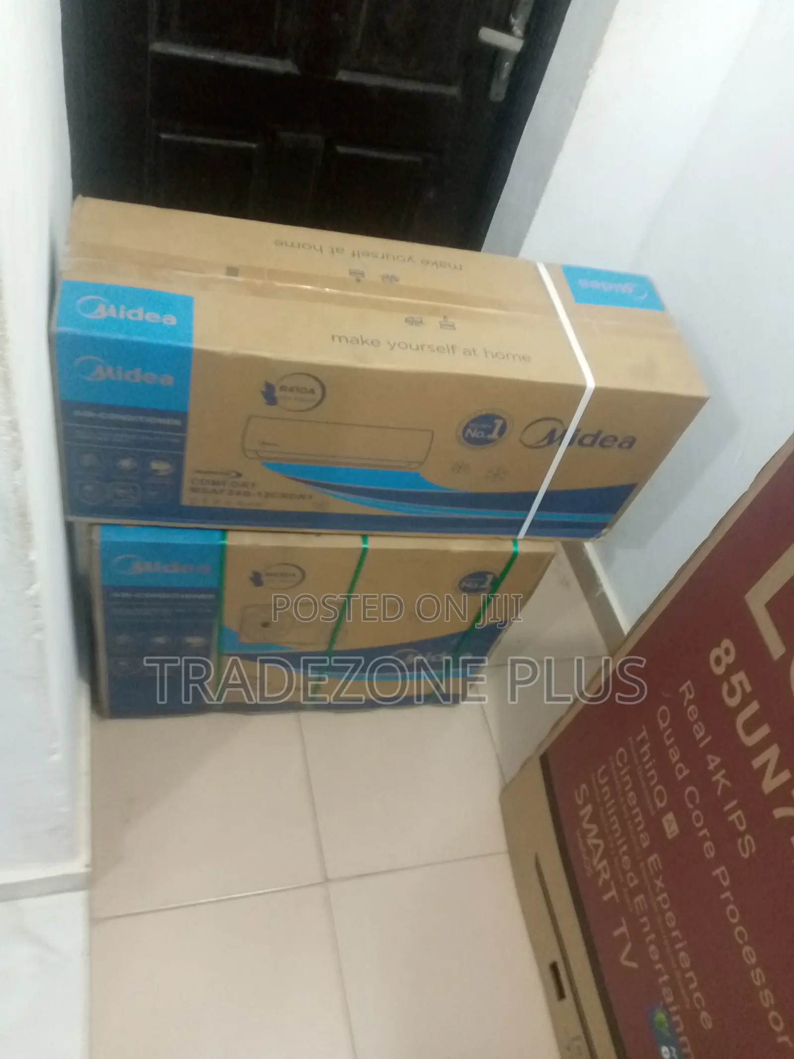 Portablemidea 1.5hp Inverter Air Conditioner (MSAF24B-12CRDN