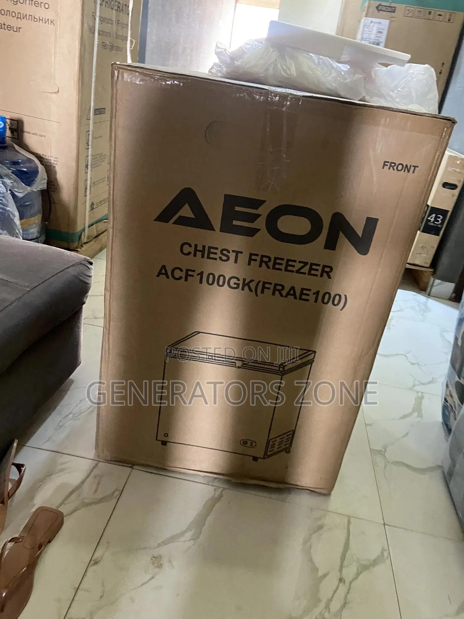 Single Door Chest Aeon 100L Freezer