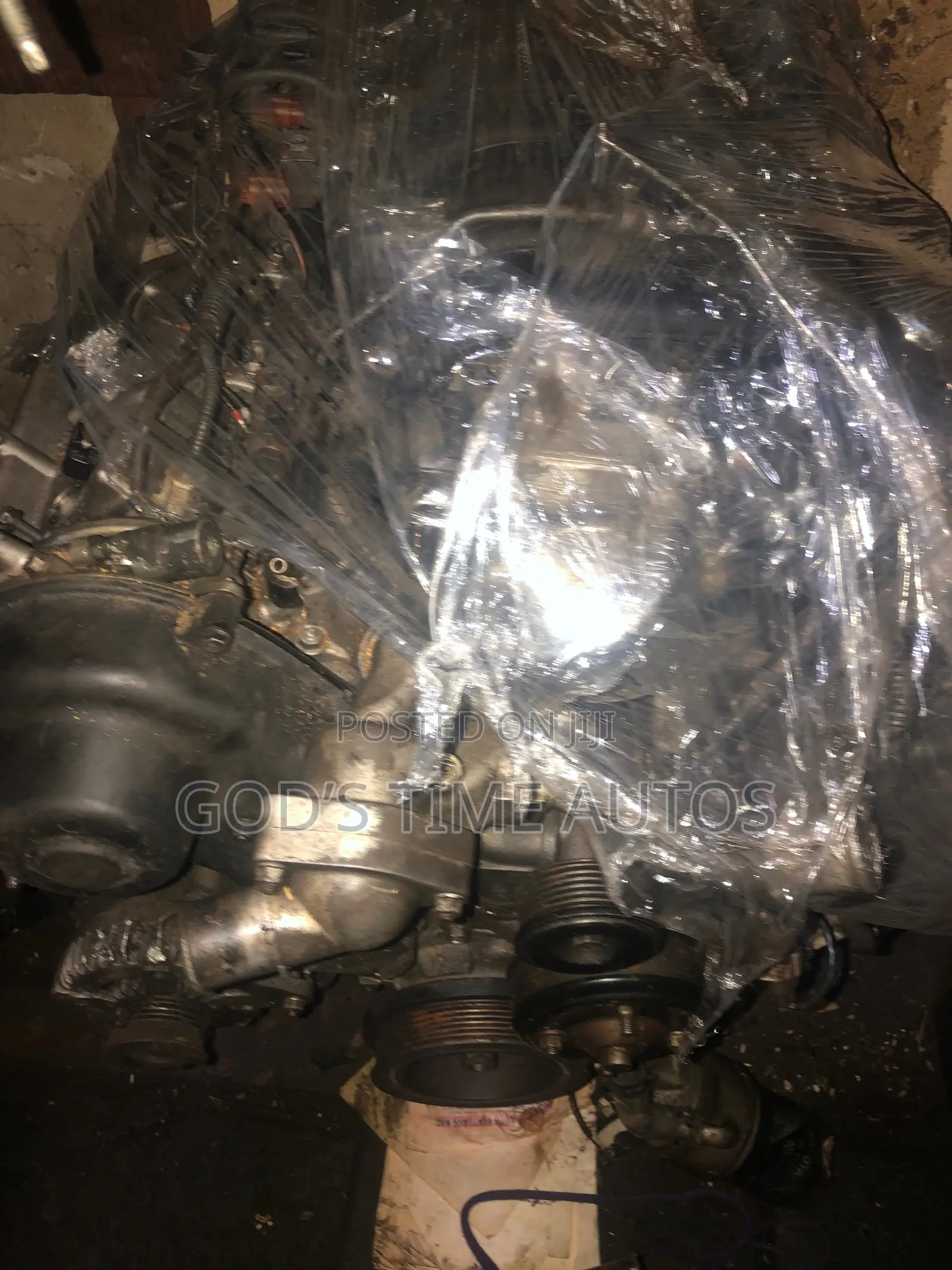 Lexus Engine V8 2UZ Plastic