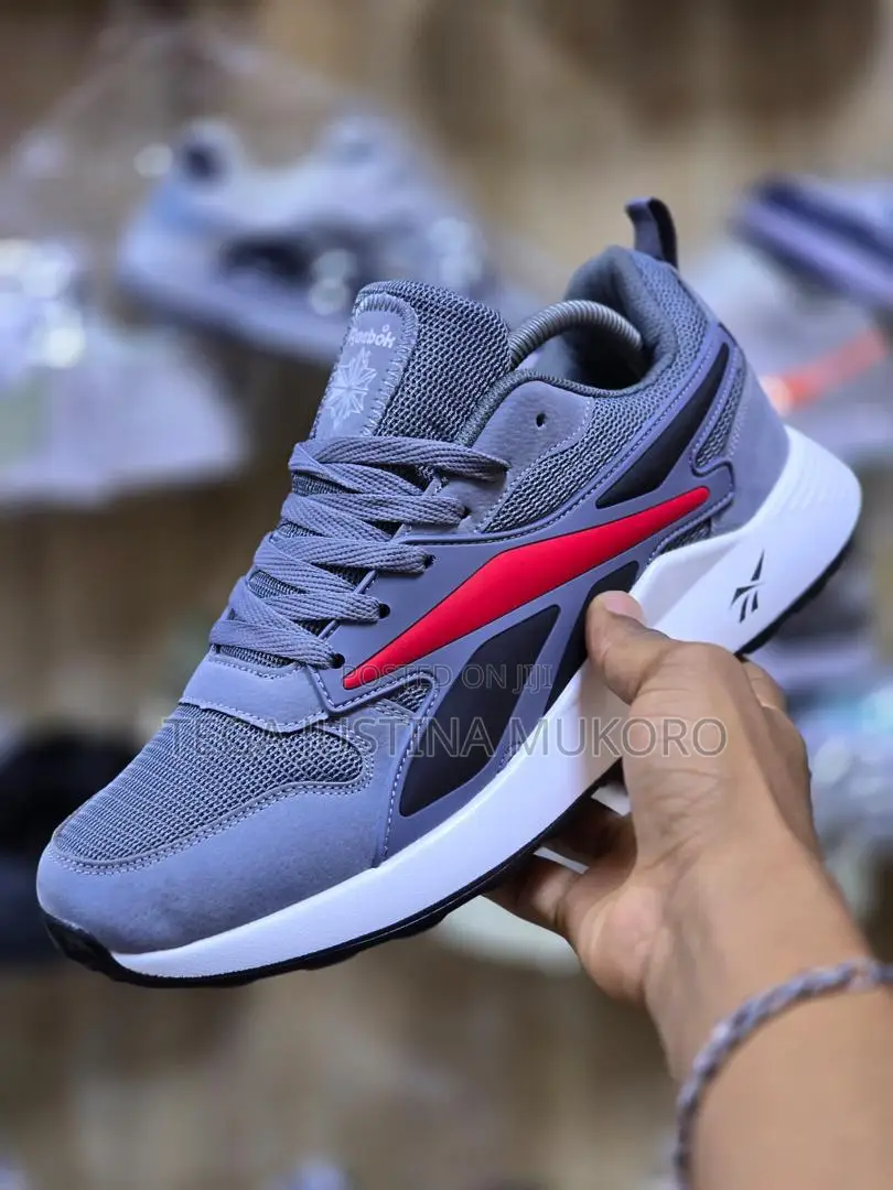 High Quality Reebok Sneakers
