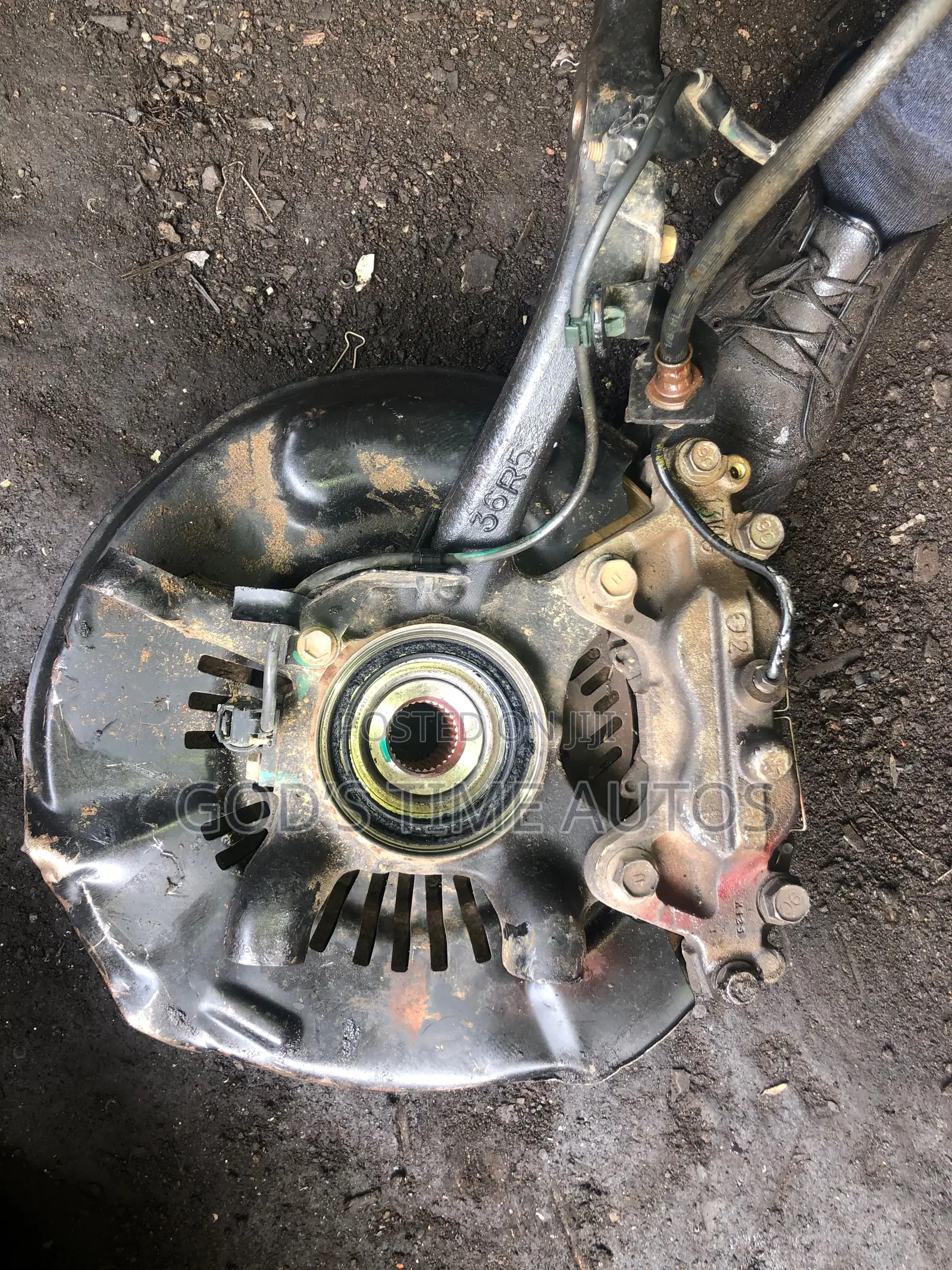 Toyota Prado 2003 Model Hub