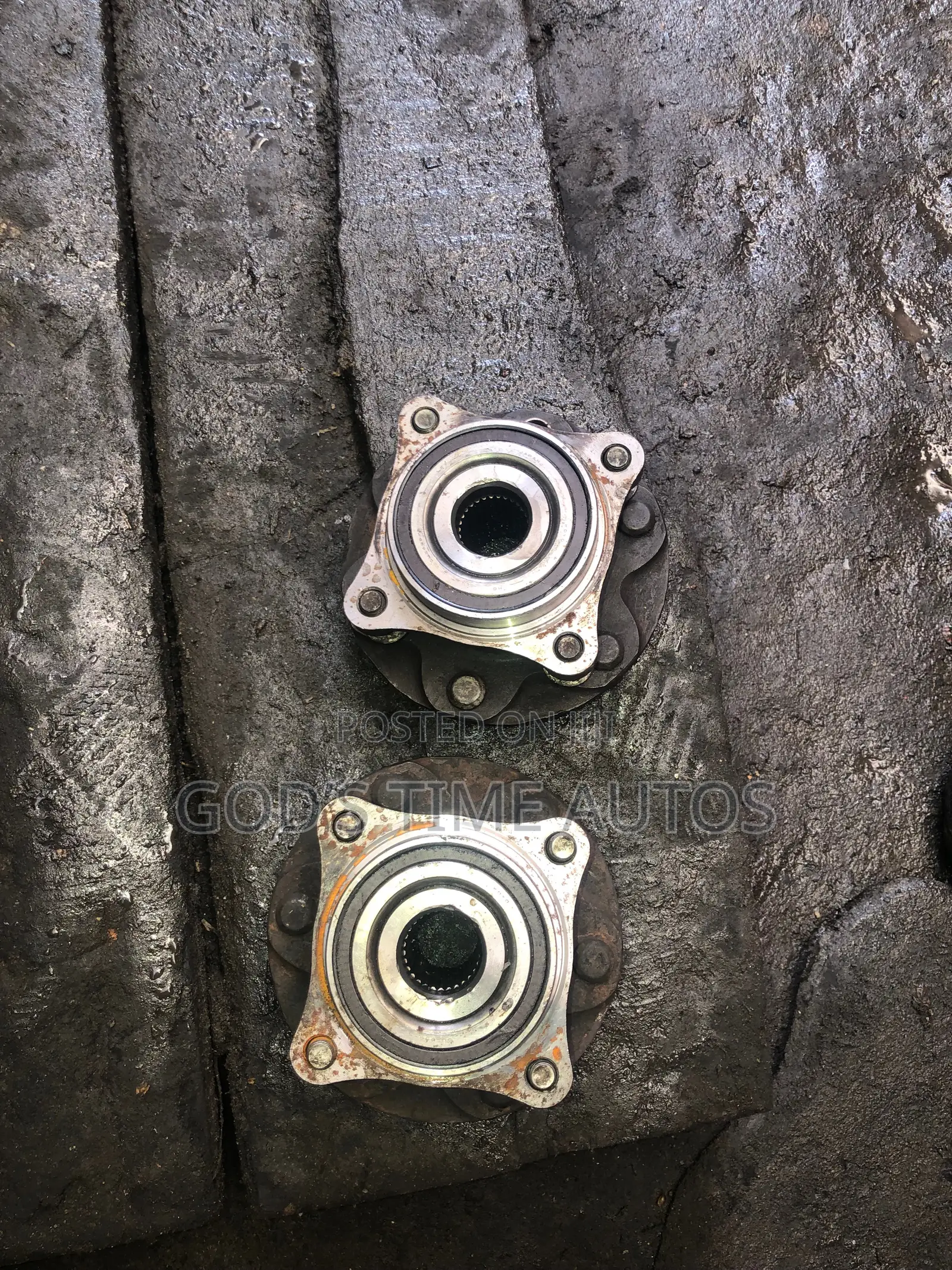 Toyota Prado 2003 Model Hub
