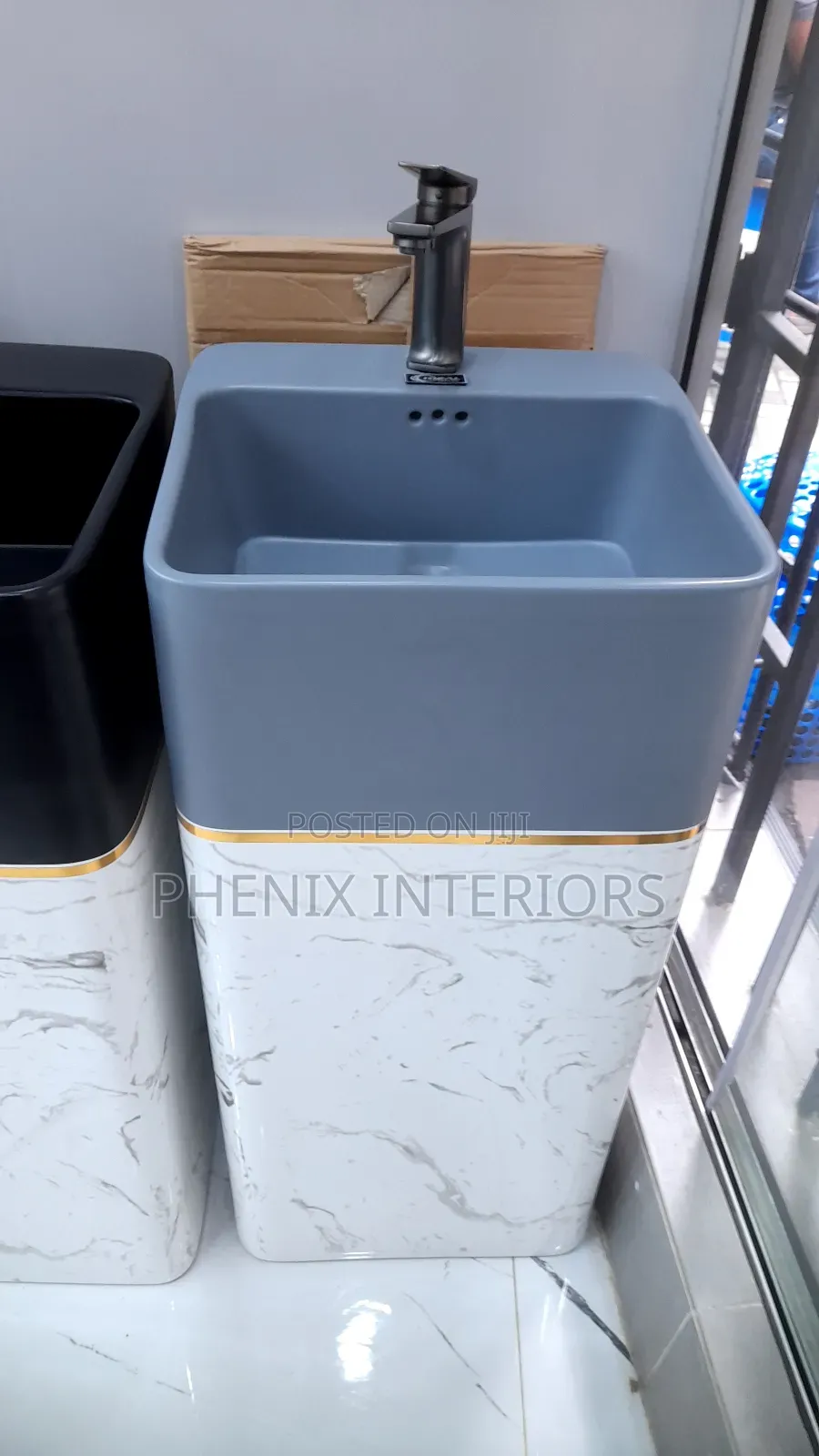 Free Standing Luxury Wash Hand Basin