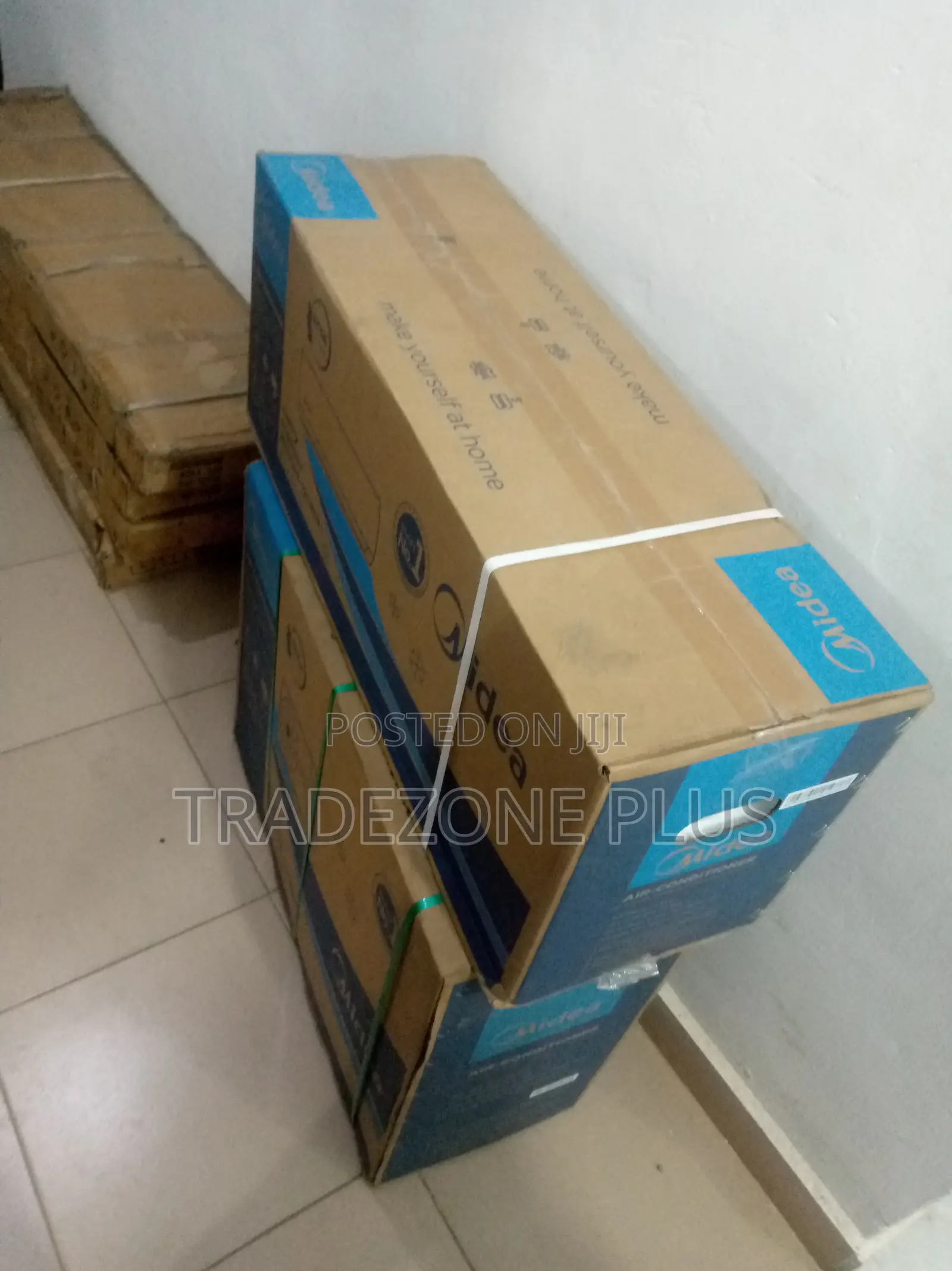 CHILL MIST Midea 1.5hp Inverter Air Conditioner