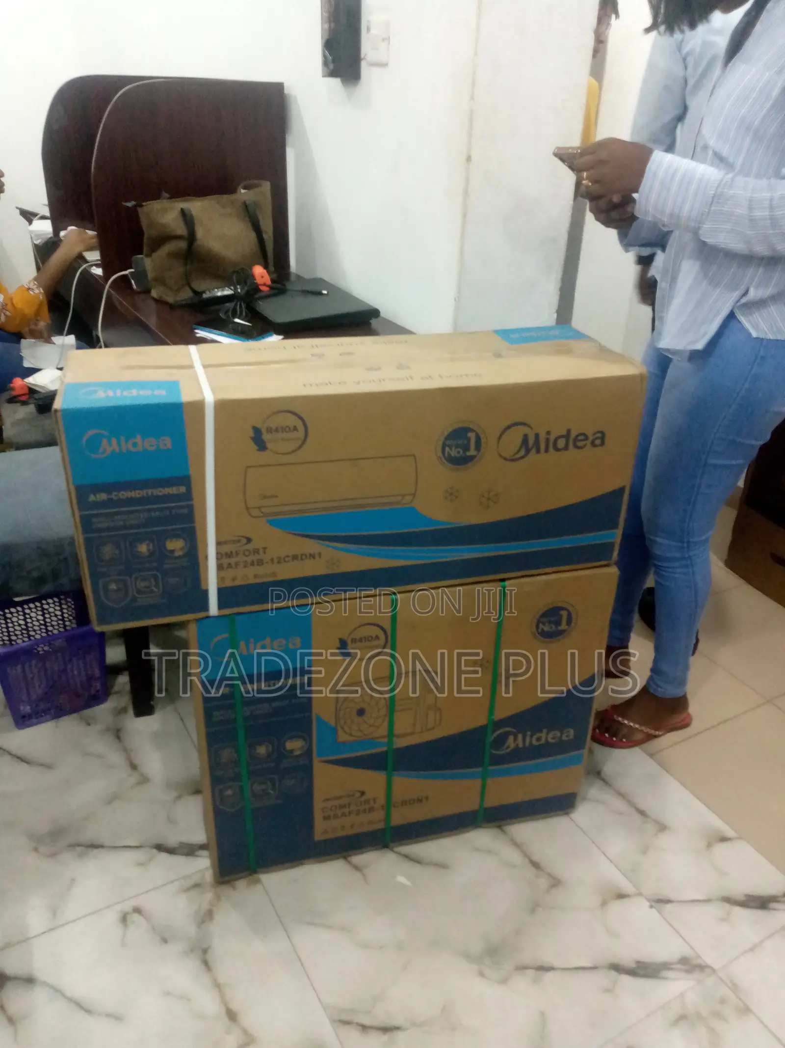 ECOSPILT Midea 1.5hp Inverter Air Conditioner