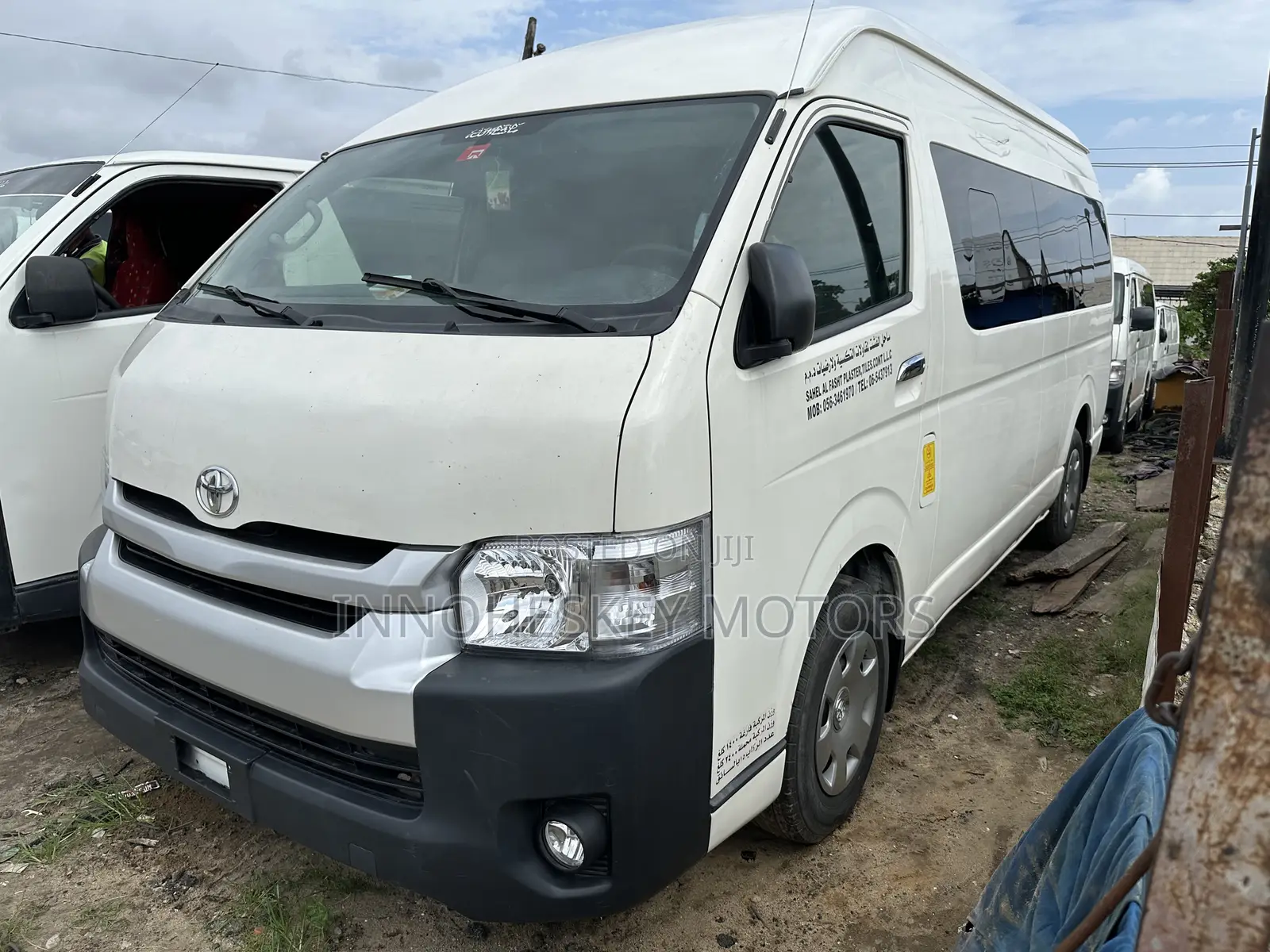 Toyota HiAce 2016 White