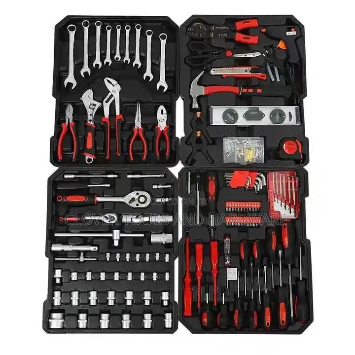 187 Piece Tool Kit With Rolling Tool Box