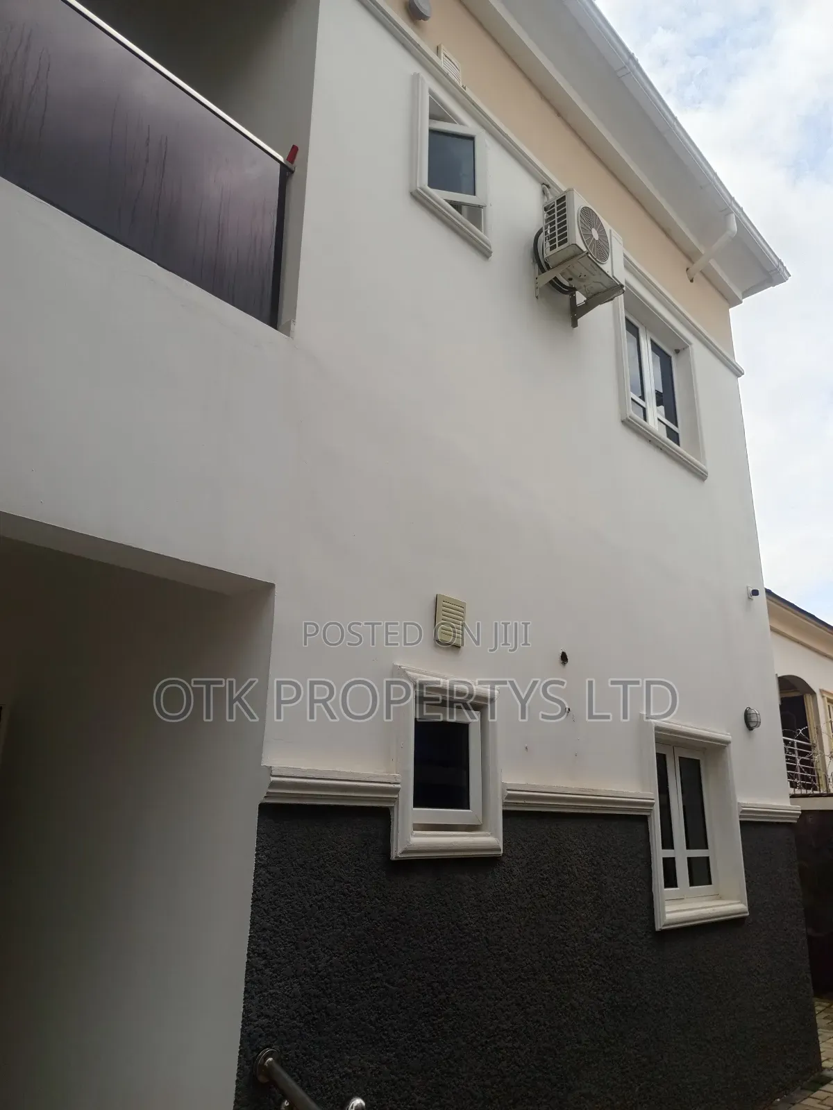 Furnished 2bdrm Block of Flats in Fo1, Kubwa for rent