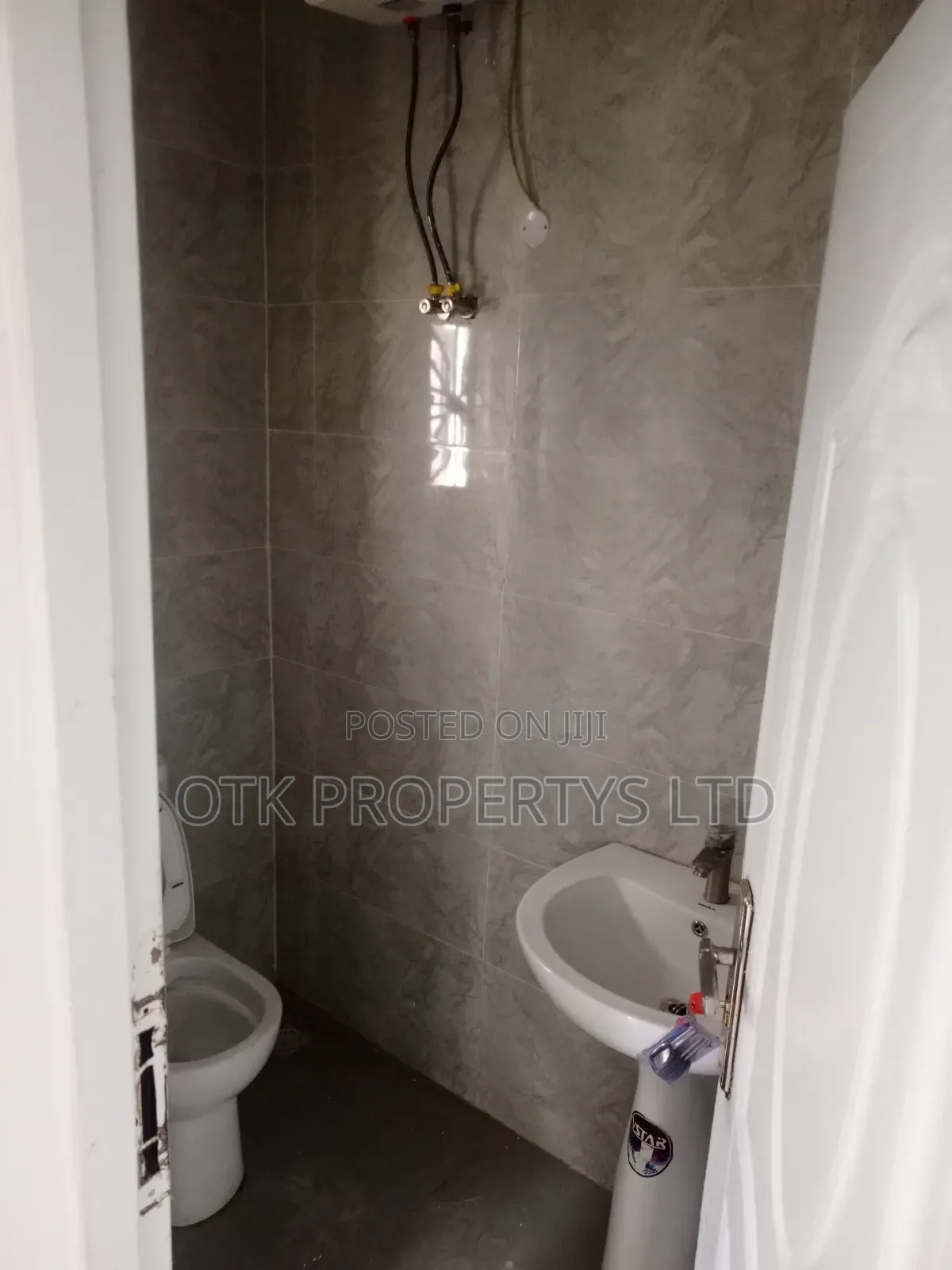 Furnished 2bdrm Block of Flats in Fo1, Kubwa for rent