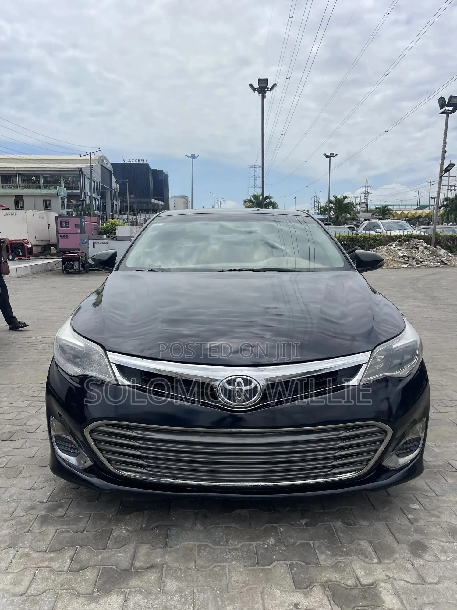 Toyota Avalon XLE Sedar FWD (3.5L 6cyl 6A) 2013 Black