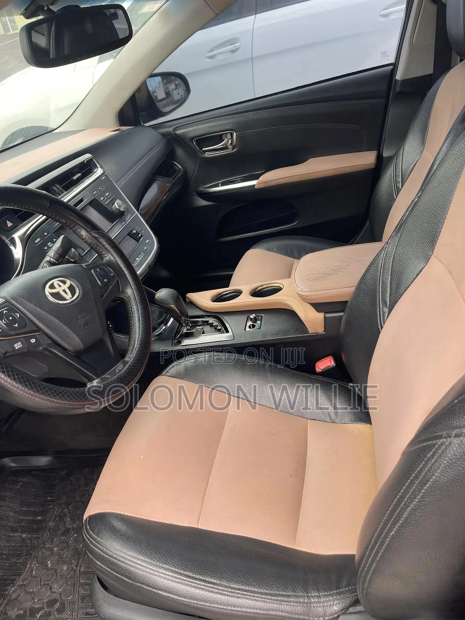 Toyota Avalon XLE Sedar FWD (3.5L 6cyl 6A) 2013 Black