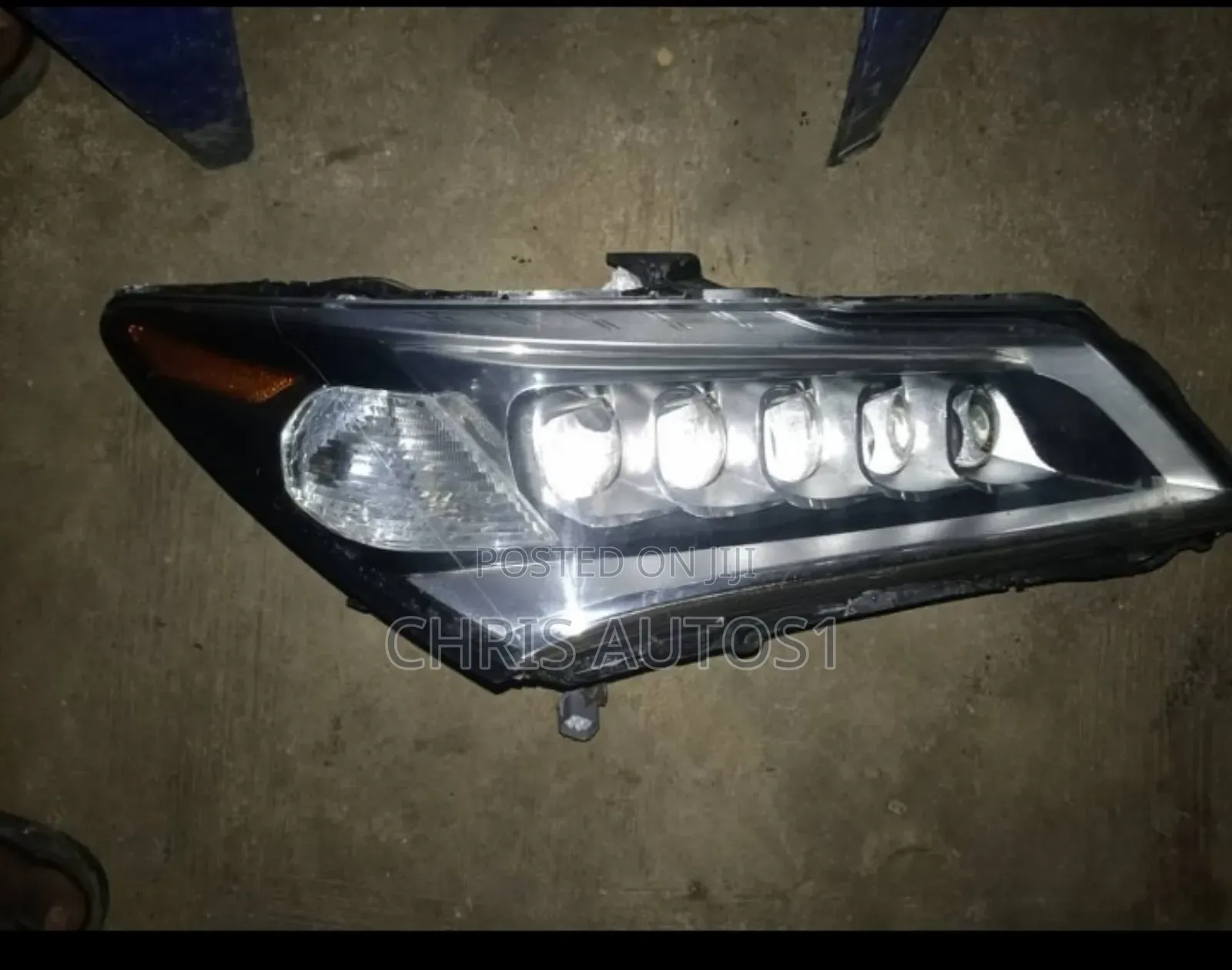 Acura MDX 2018 Headlamp Available