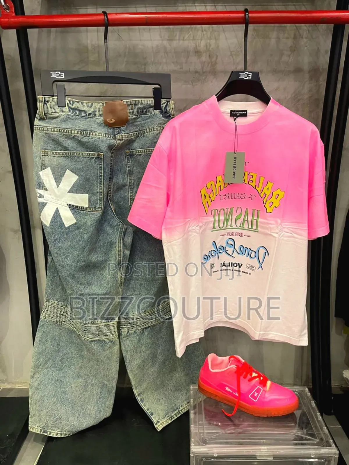 Original BALENCIAGA T-Shirts Available in Store