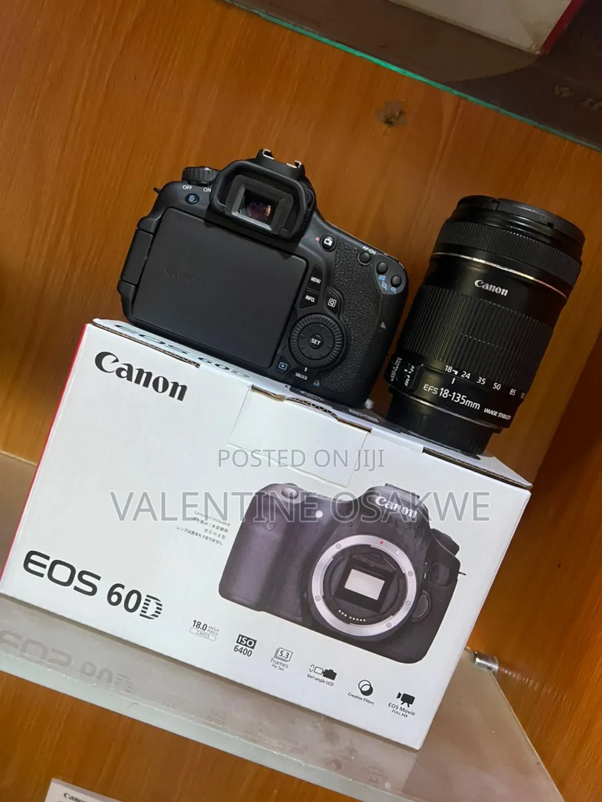 Canon 60D With Lens 18-135