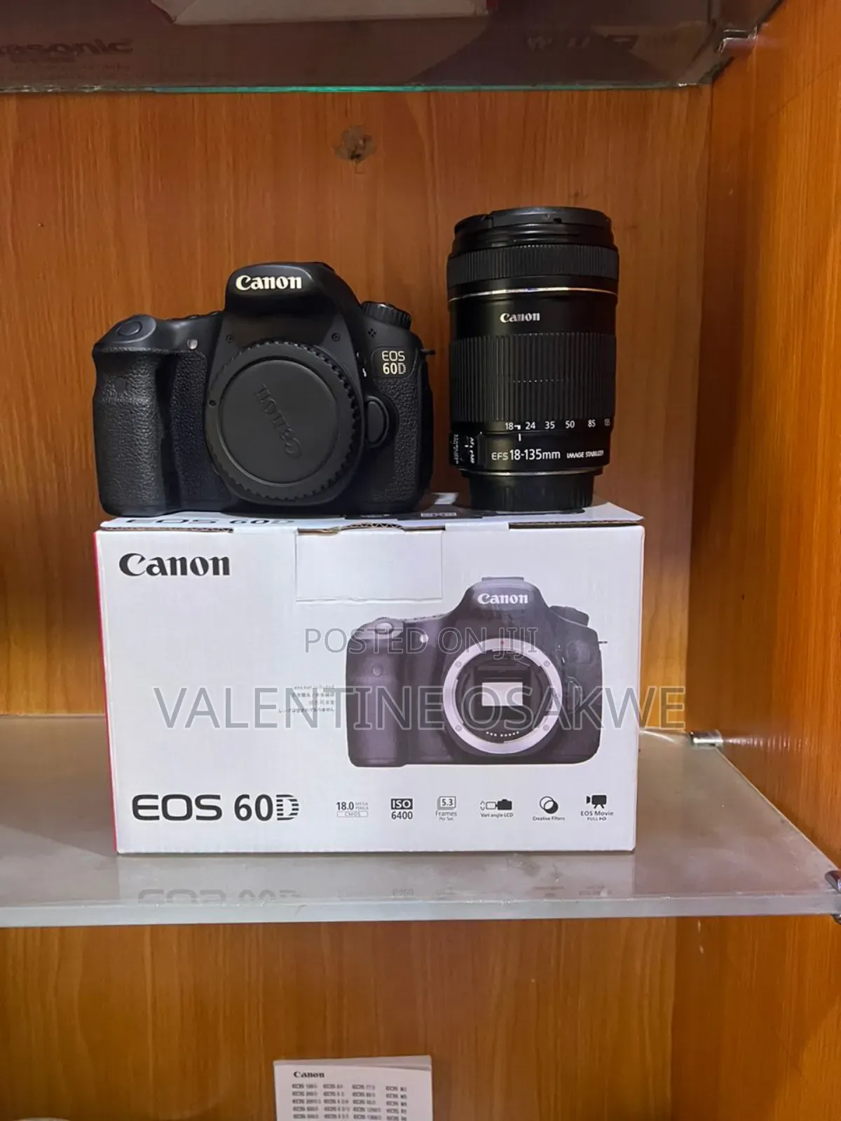Canon 60D With Lens 18-135