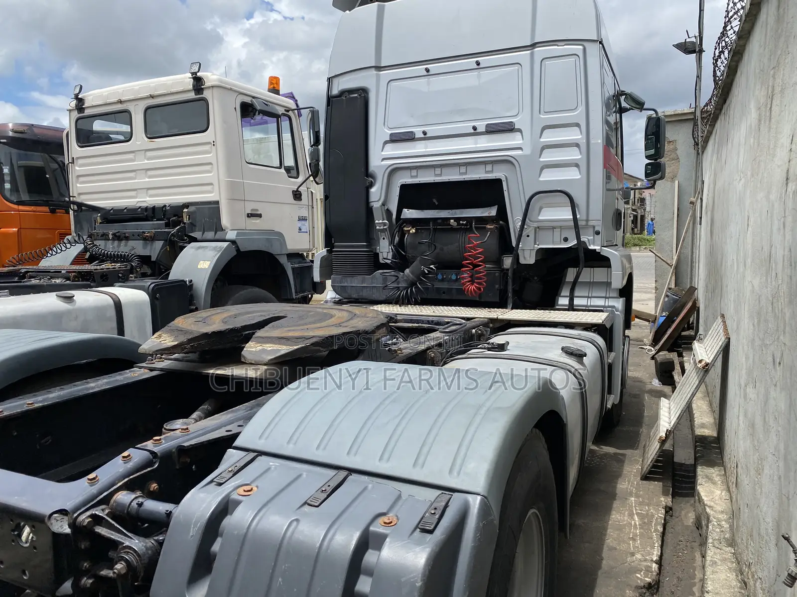 Man DIESEL [Tga 18-460] Tractor Head (6-Tyres)