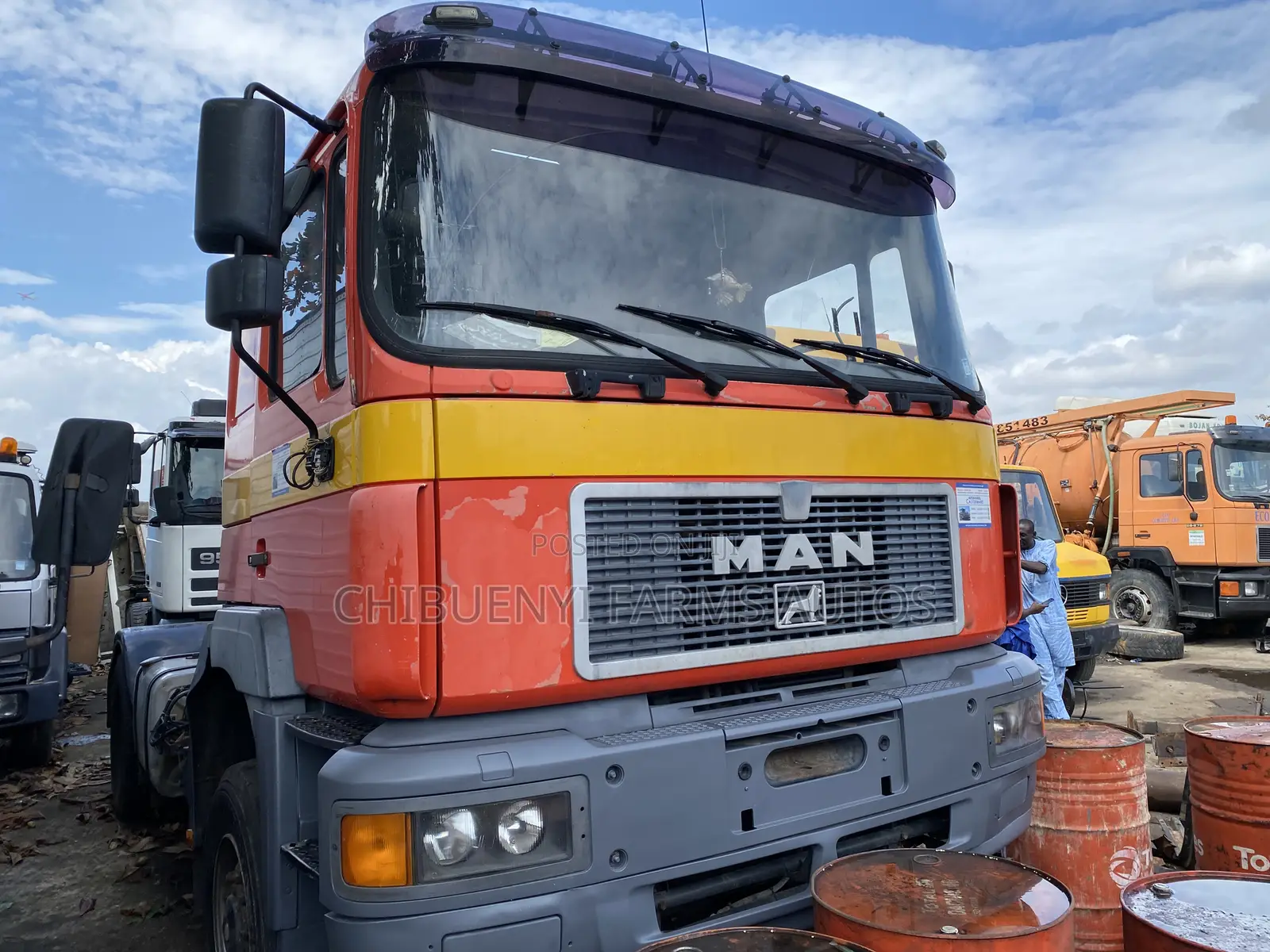 MAN DIESEL TRACTOR HEAD - 6 Tyres (Auxiliary)