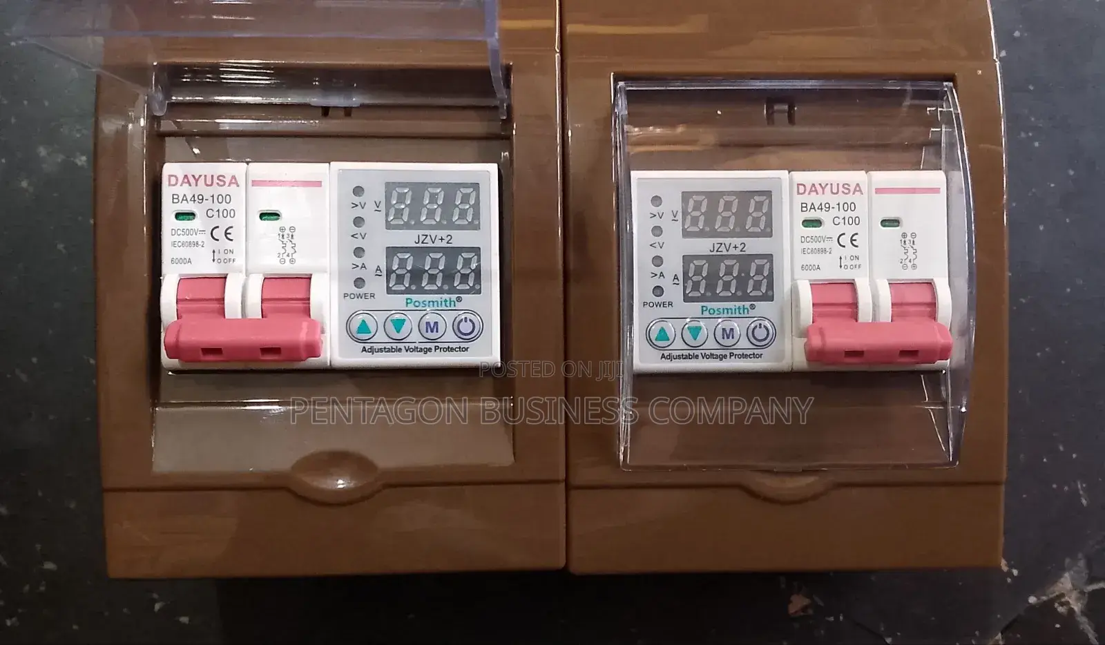 DC Breaker Combiner Box for Solar System