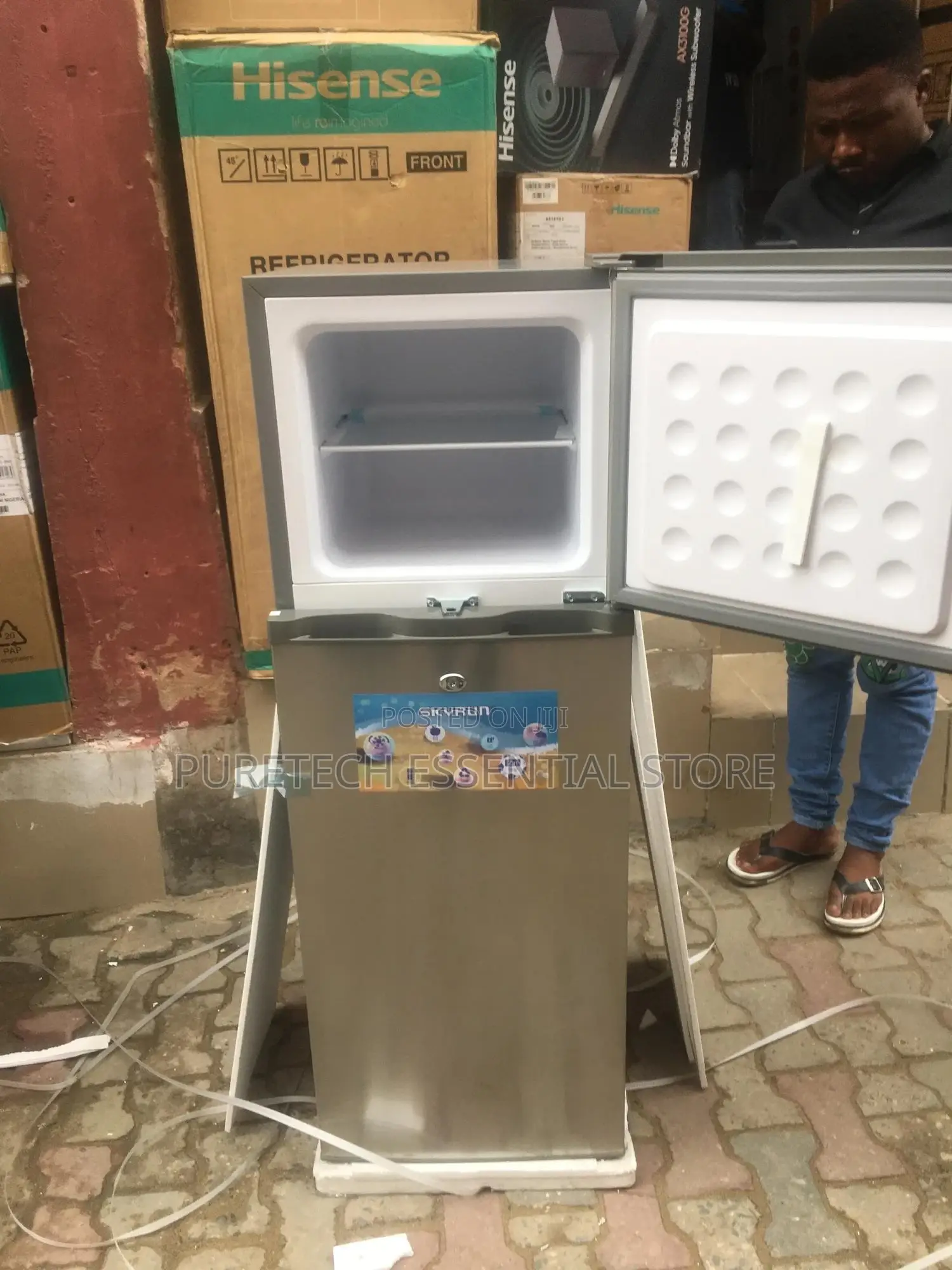 Skyrun Double Door Refrigerator Top Freezer 145liter BCD138K