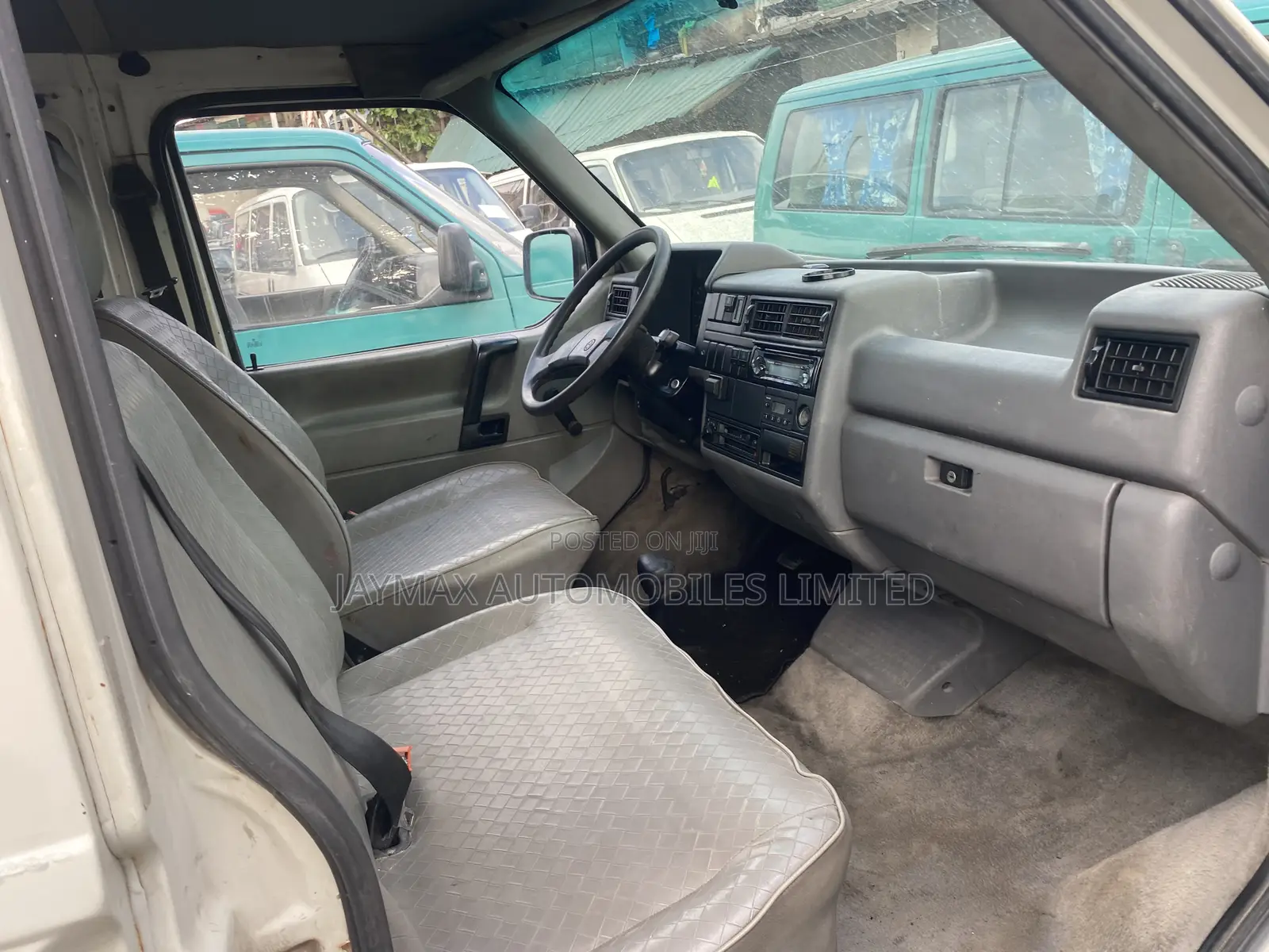 Volkswagen Transporter 2003 White