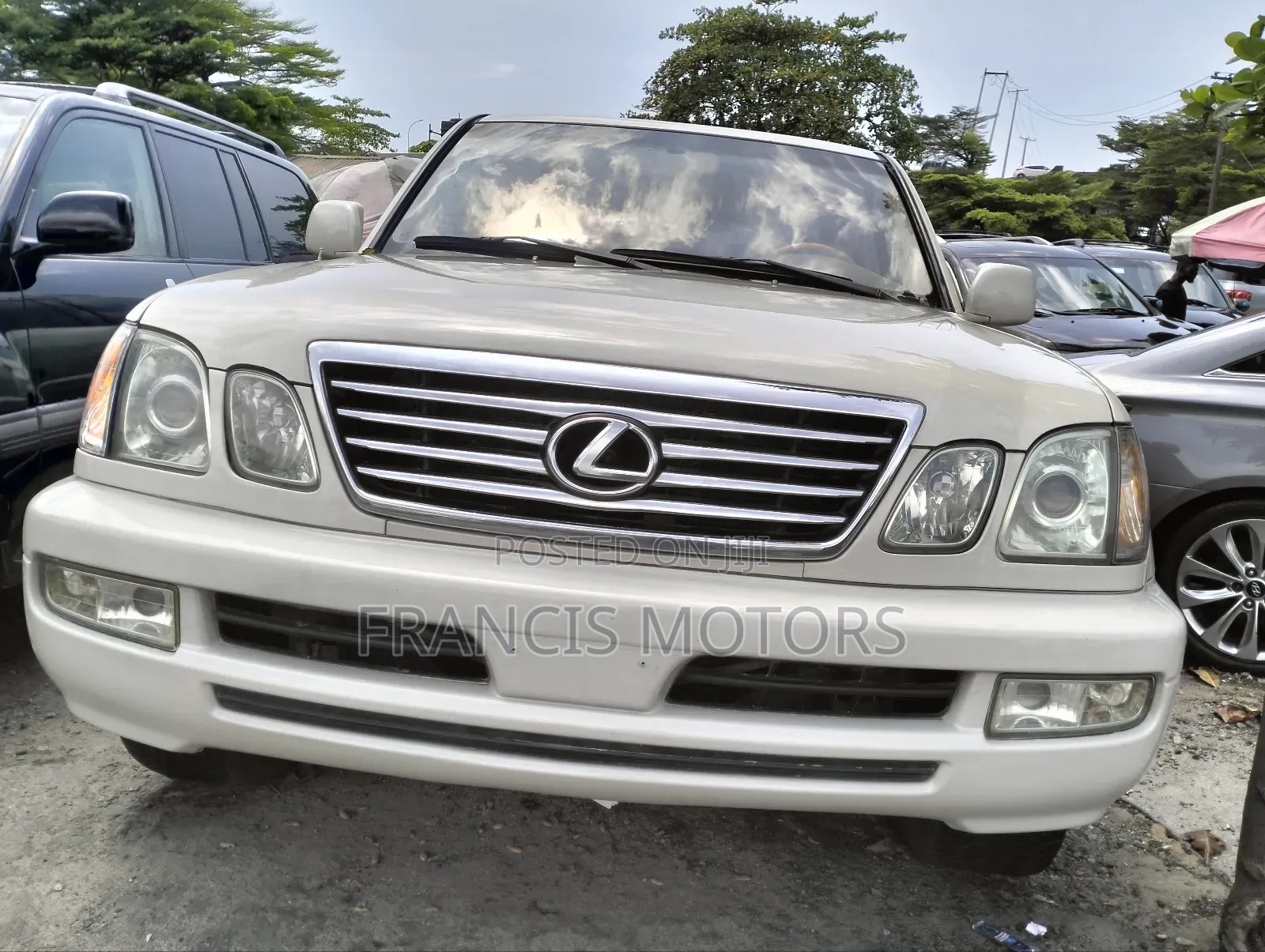 Lexus LX 470 Sport Utility 2007 White