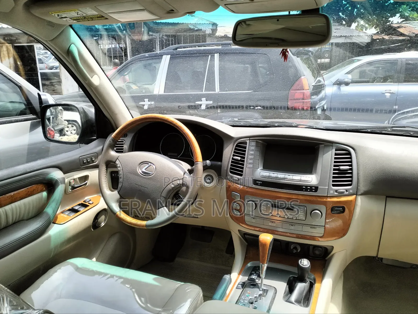 Lexus LX 470 Sport Utility 2007 Black