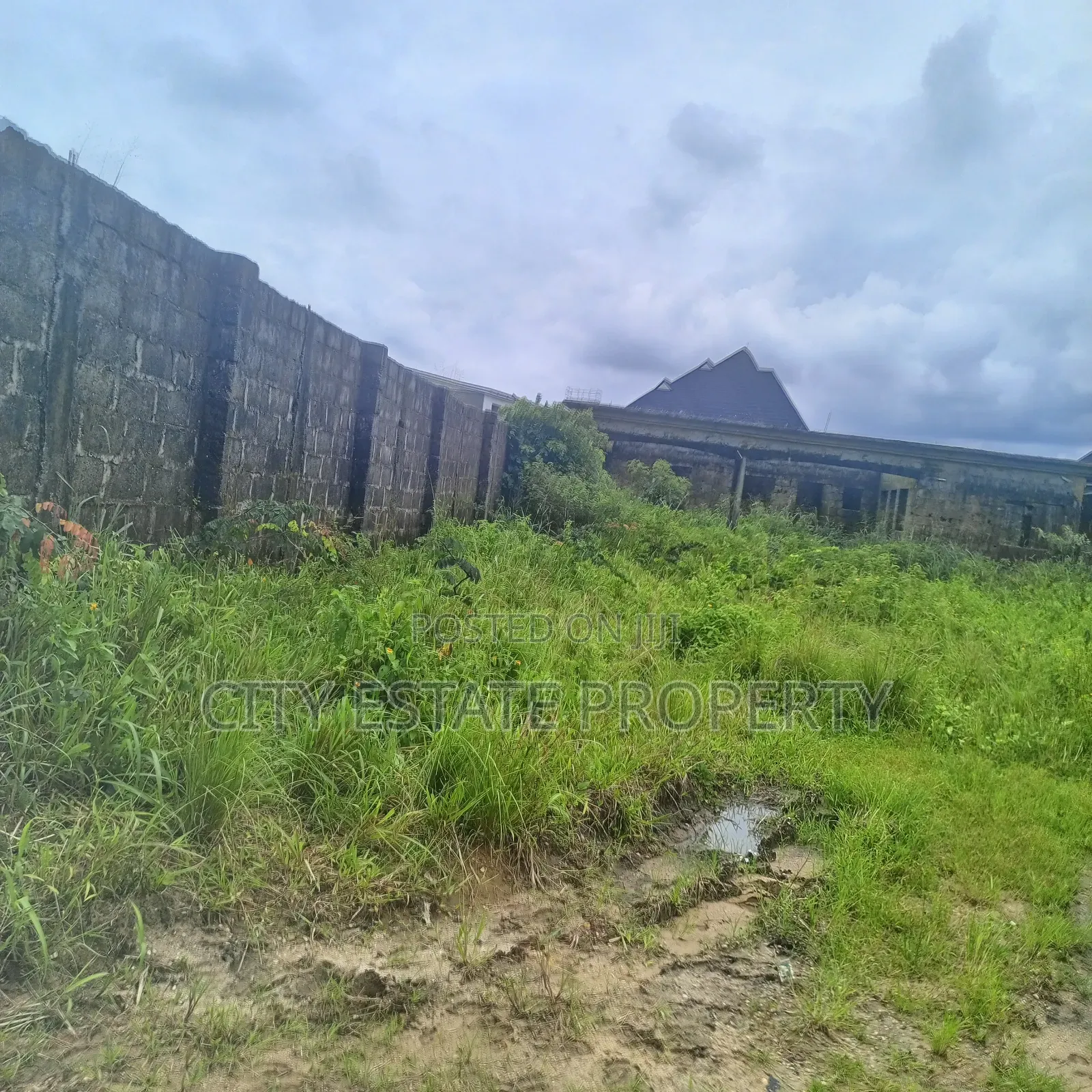 One Plot of Land for Sale at Elikpokpodu