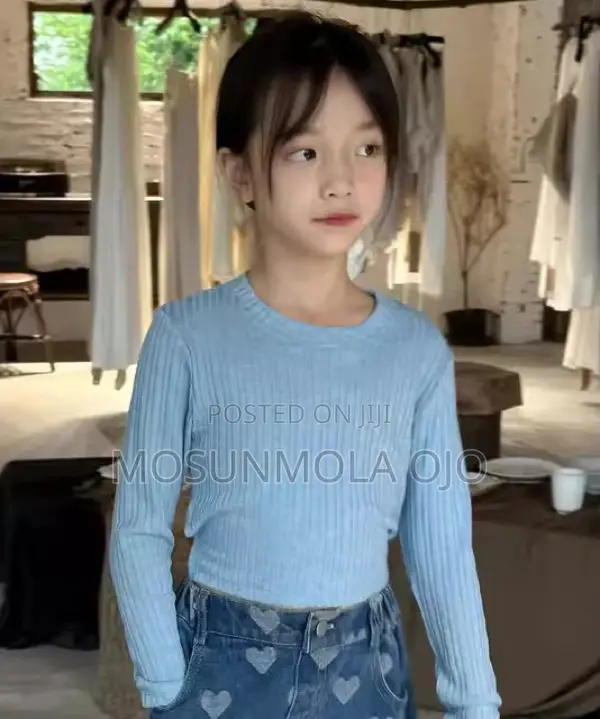 Girl Fashion Cropped Top
