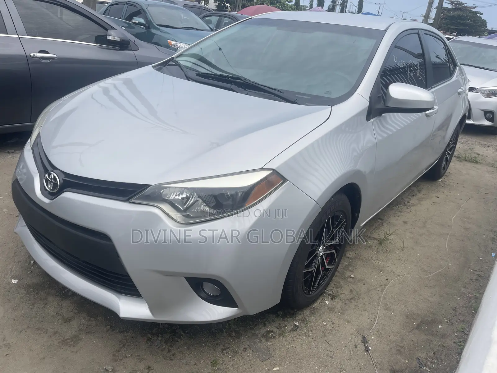 Toyota Corolla 2015 Silver