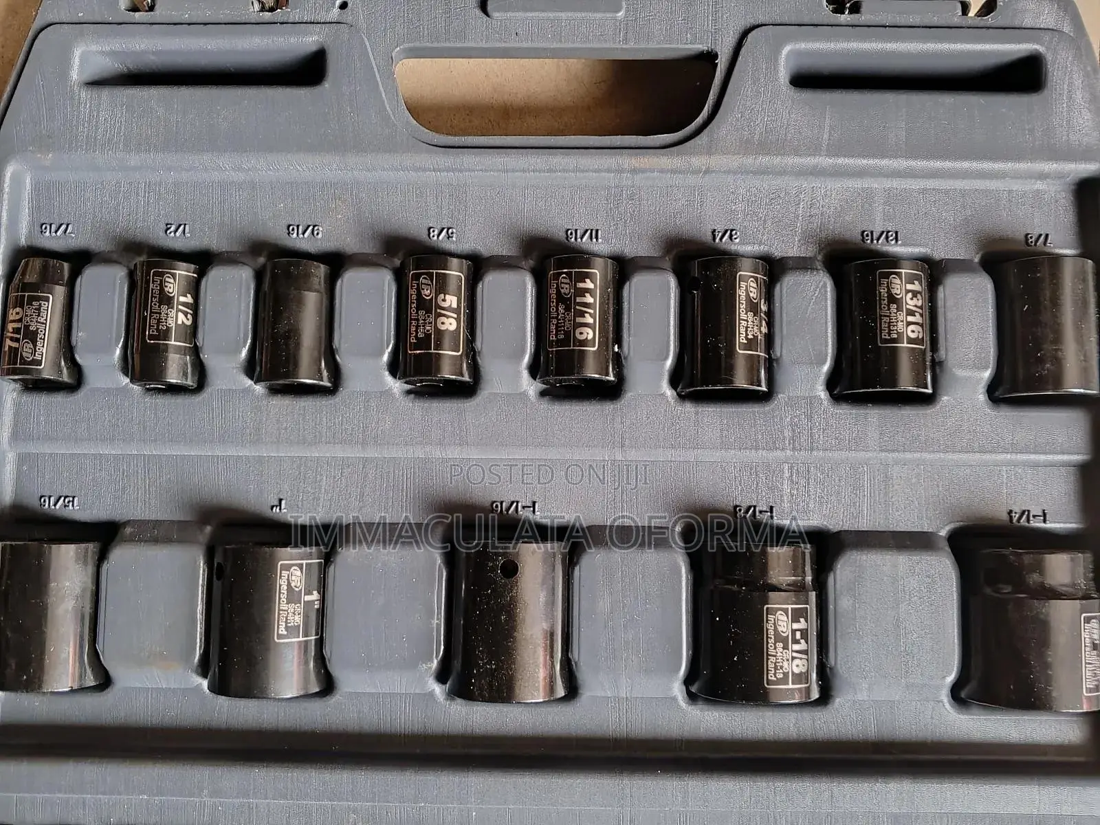 Ingersoll Round 13 Piece 1/2 Inch Drive Universal Socket