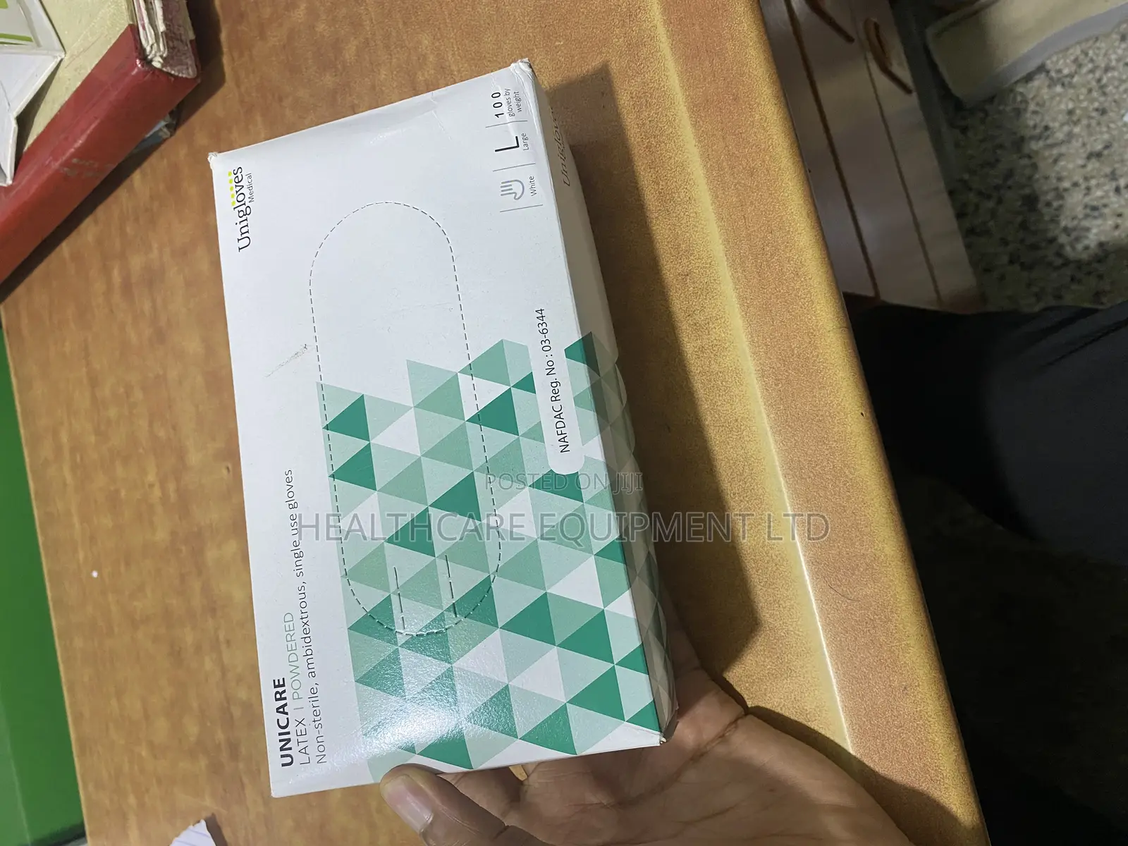 Examination Gloves (Powdered)