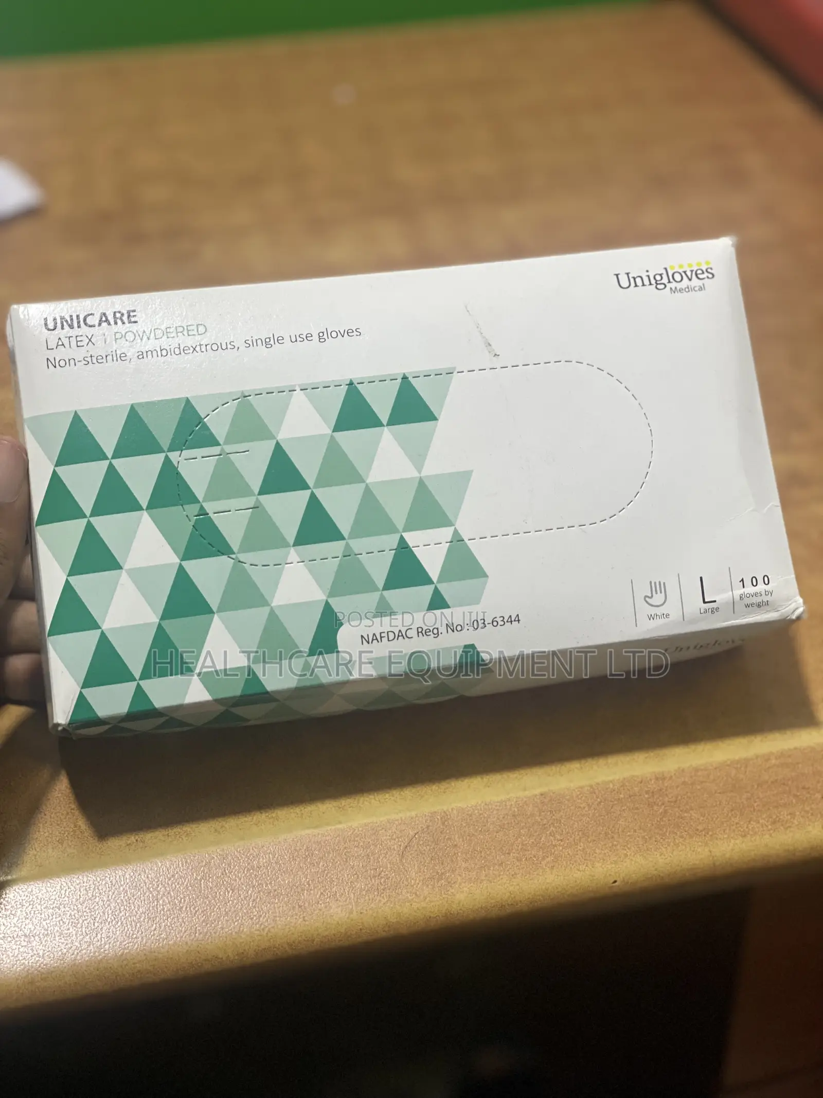Examination Gloves (Powdered)