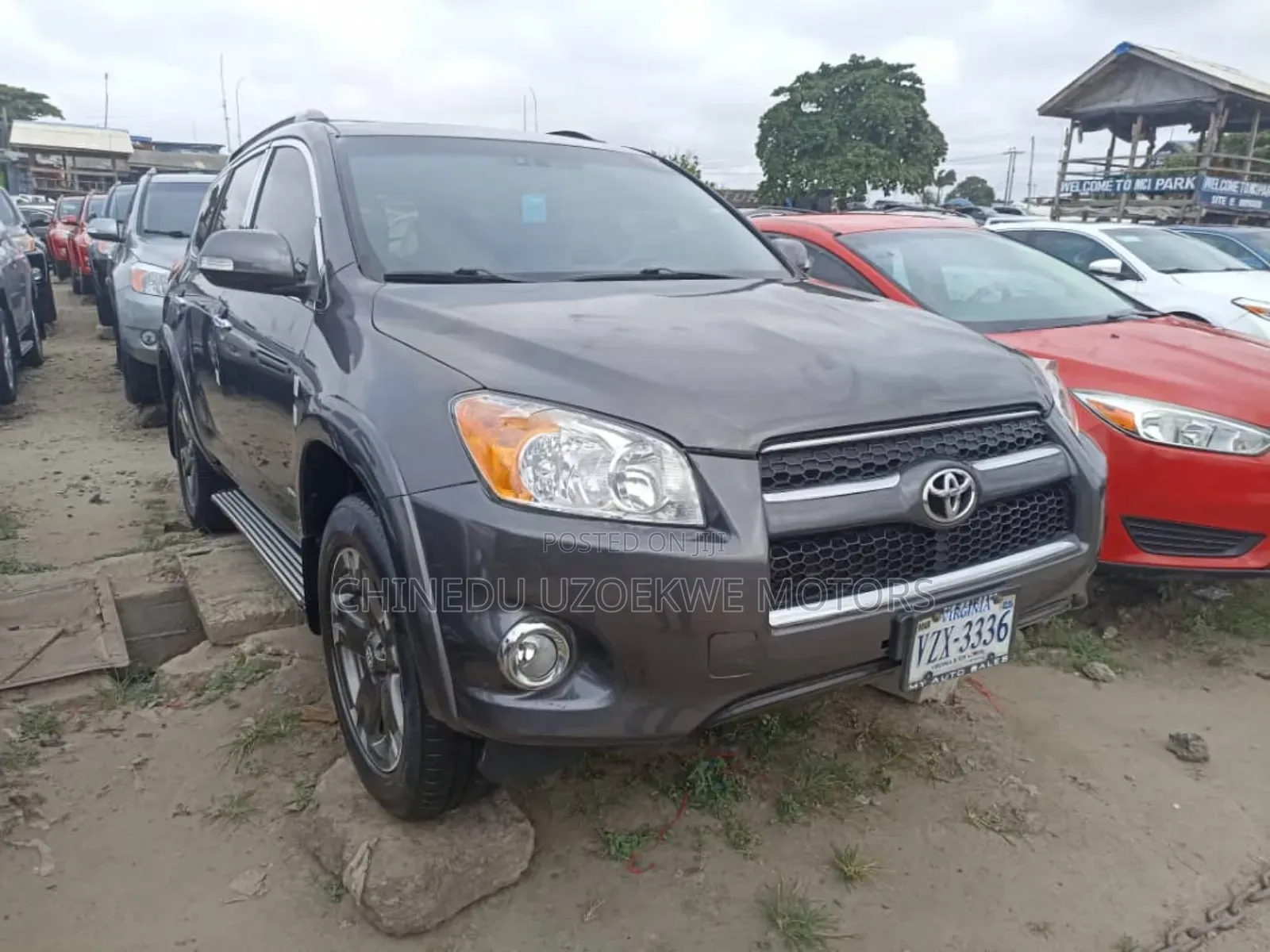 Toyota RAV4 Limited 2011 Gray