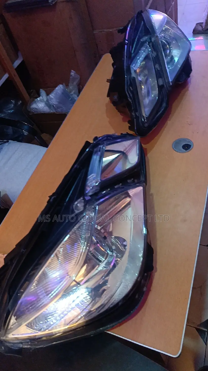 Mercedes Benz E Class 2012 Headlights