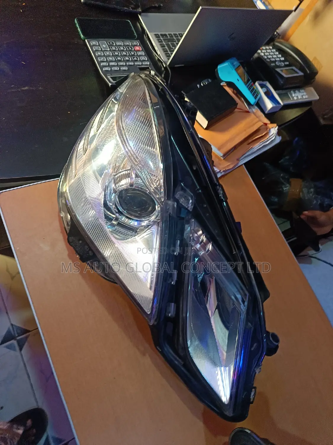 Mercedes Benz E Class 2012 Headlights