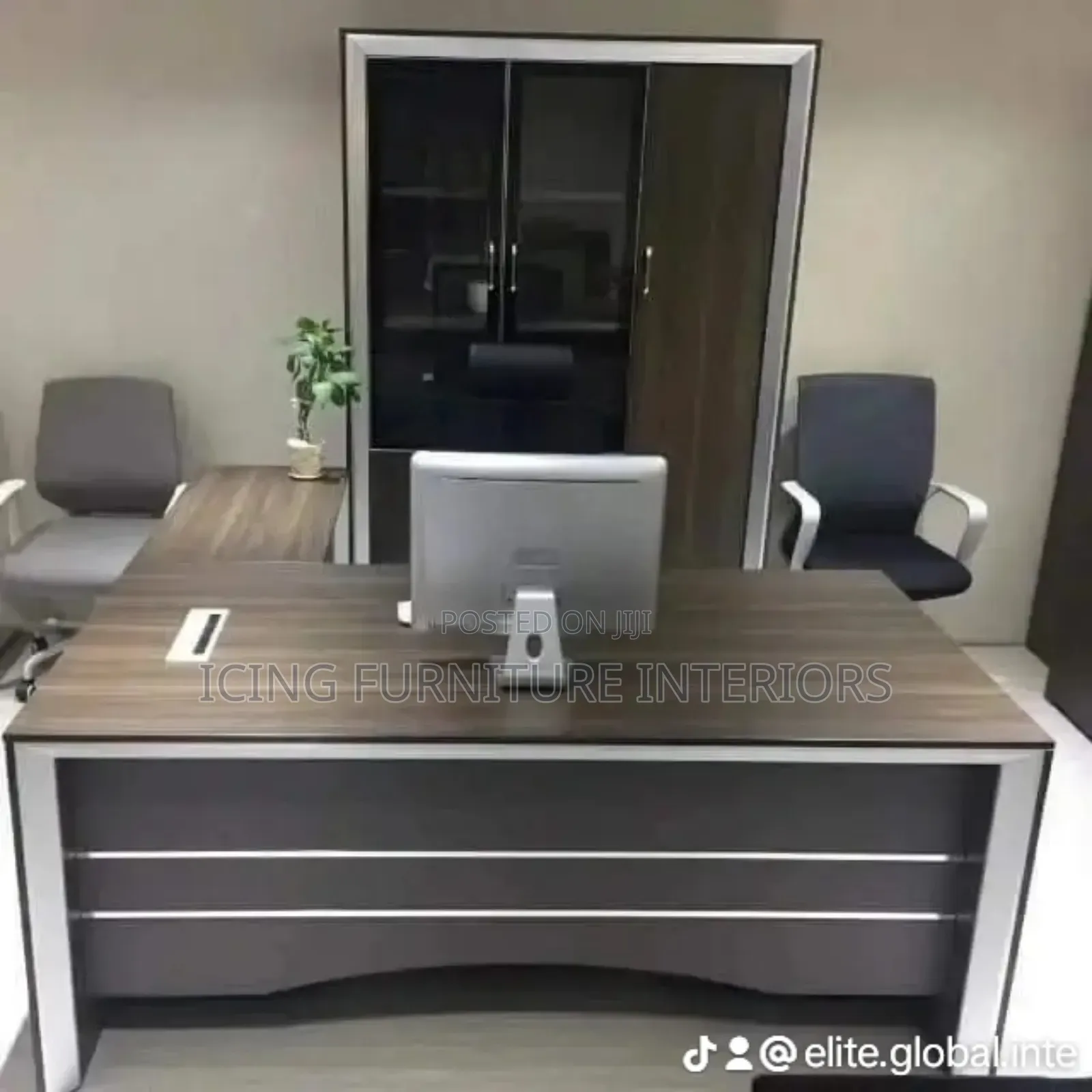 Top Quality Executive Office Table With Extension