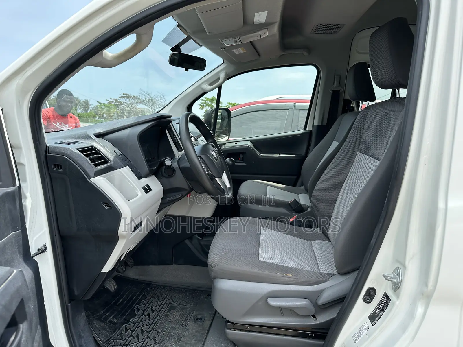 Toyota HiAce 2020 White