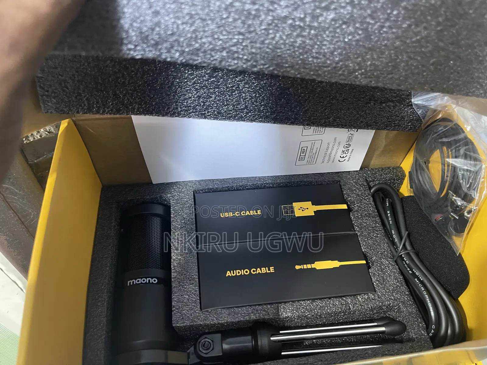 Maonocaster Lite AM200 Podcast Equipment Bundle