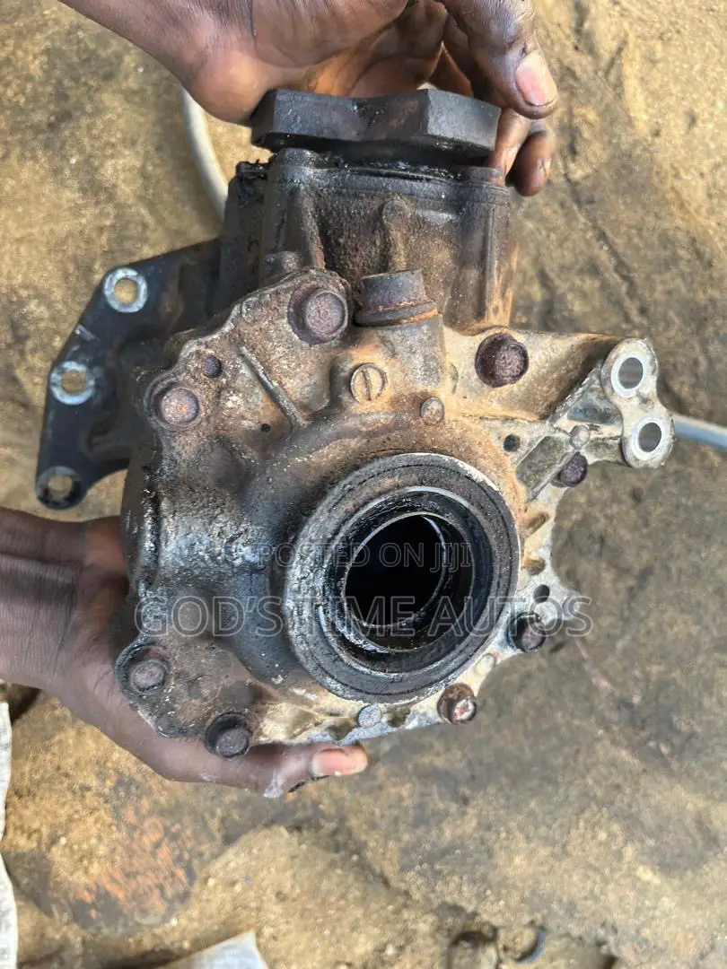Nissan Partfinder 2013/14 Model Auxiliary