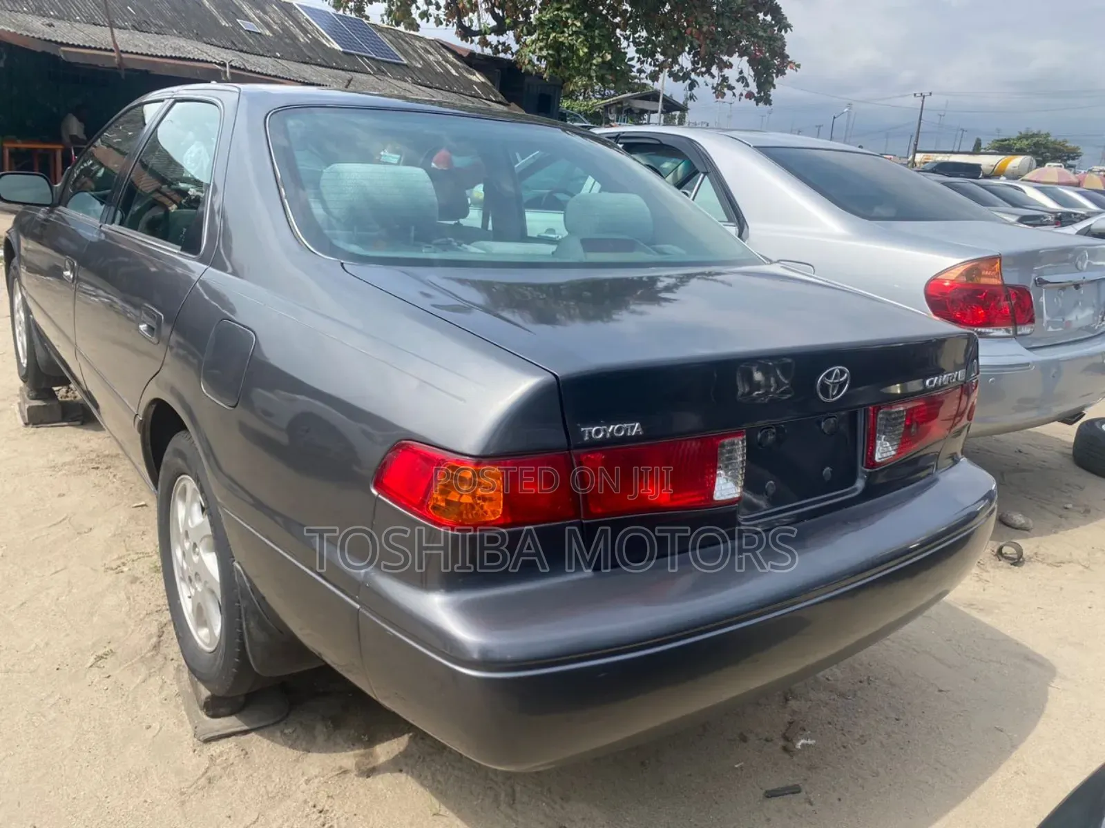 Toyota Camry LE 4dr Sedan (2.2L 4cyl 4A) 2001 Gray