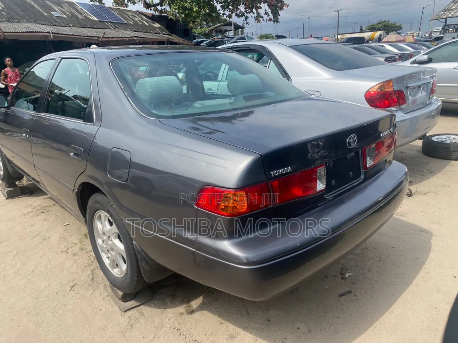 Toyota Camry LE 4dr Sedan (2.2L 4cyl 4A) 2001 Gray