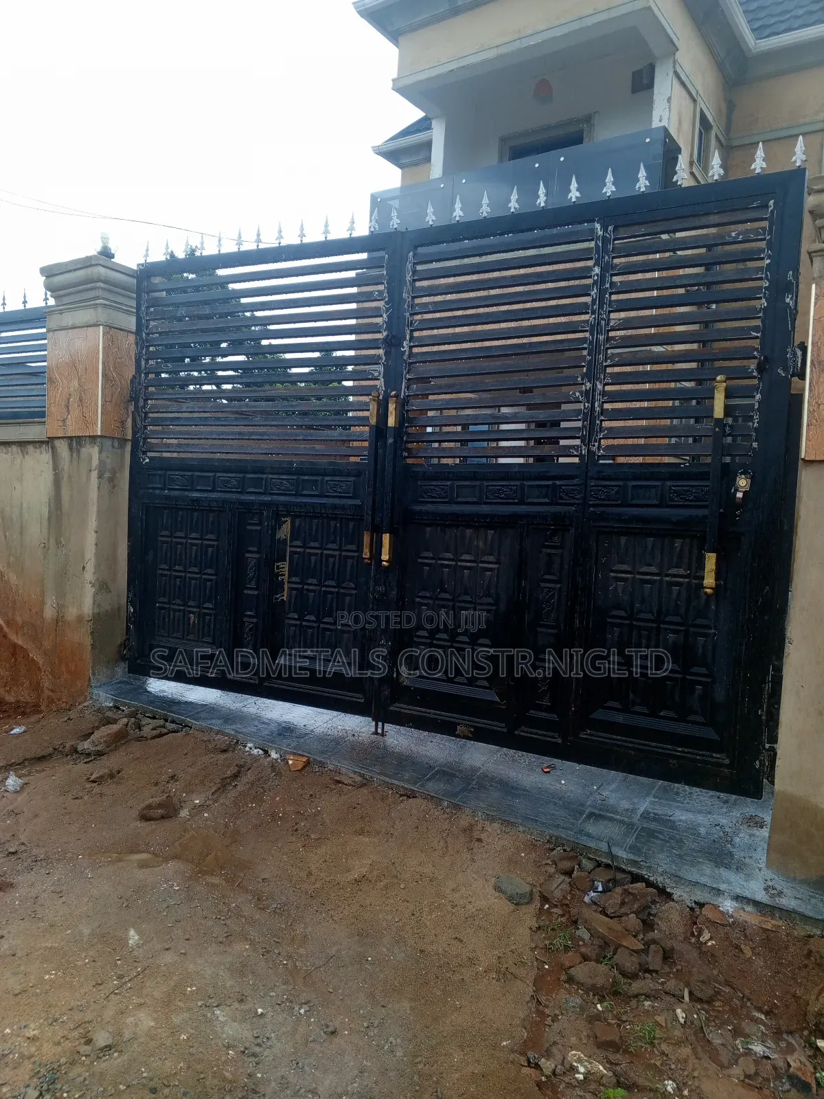 12ft/8ft Gate