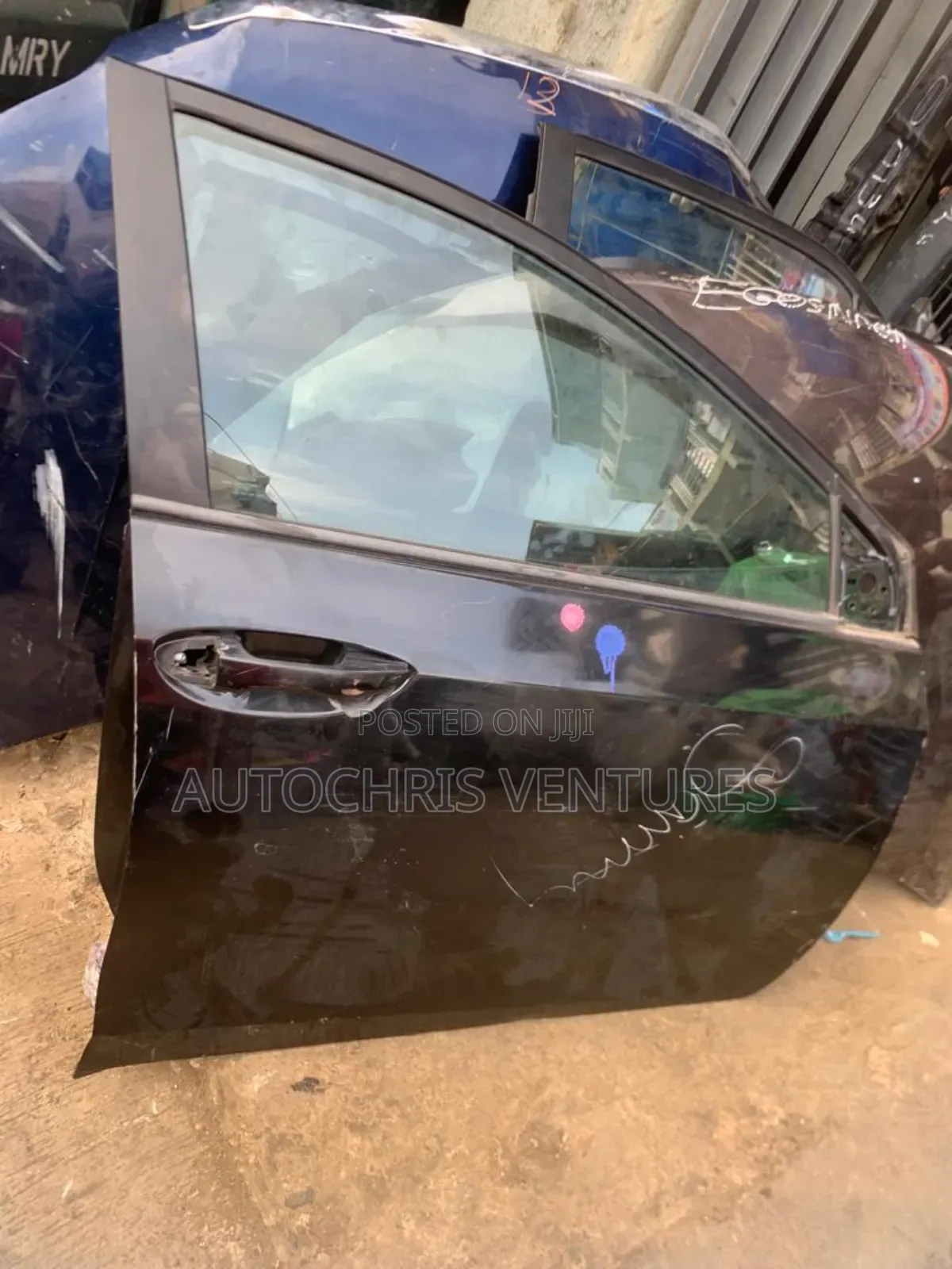 Door Toyota Corolla 2015