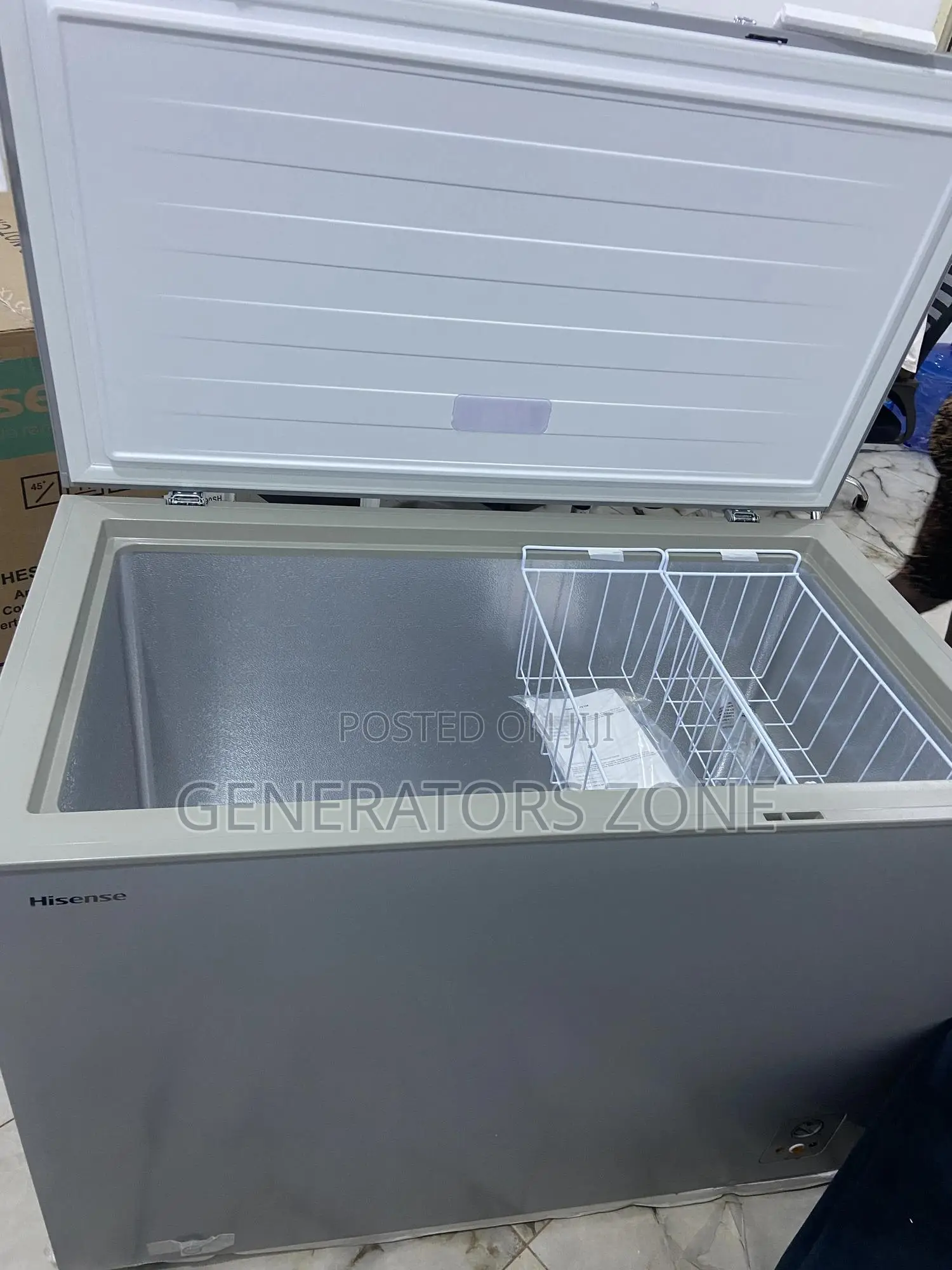 Hisense 297L Chest Freezer FRZ FC 390 SH