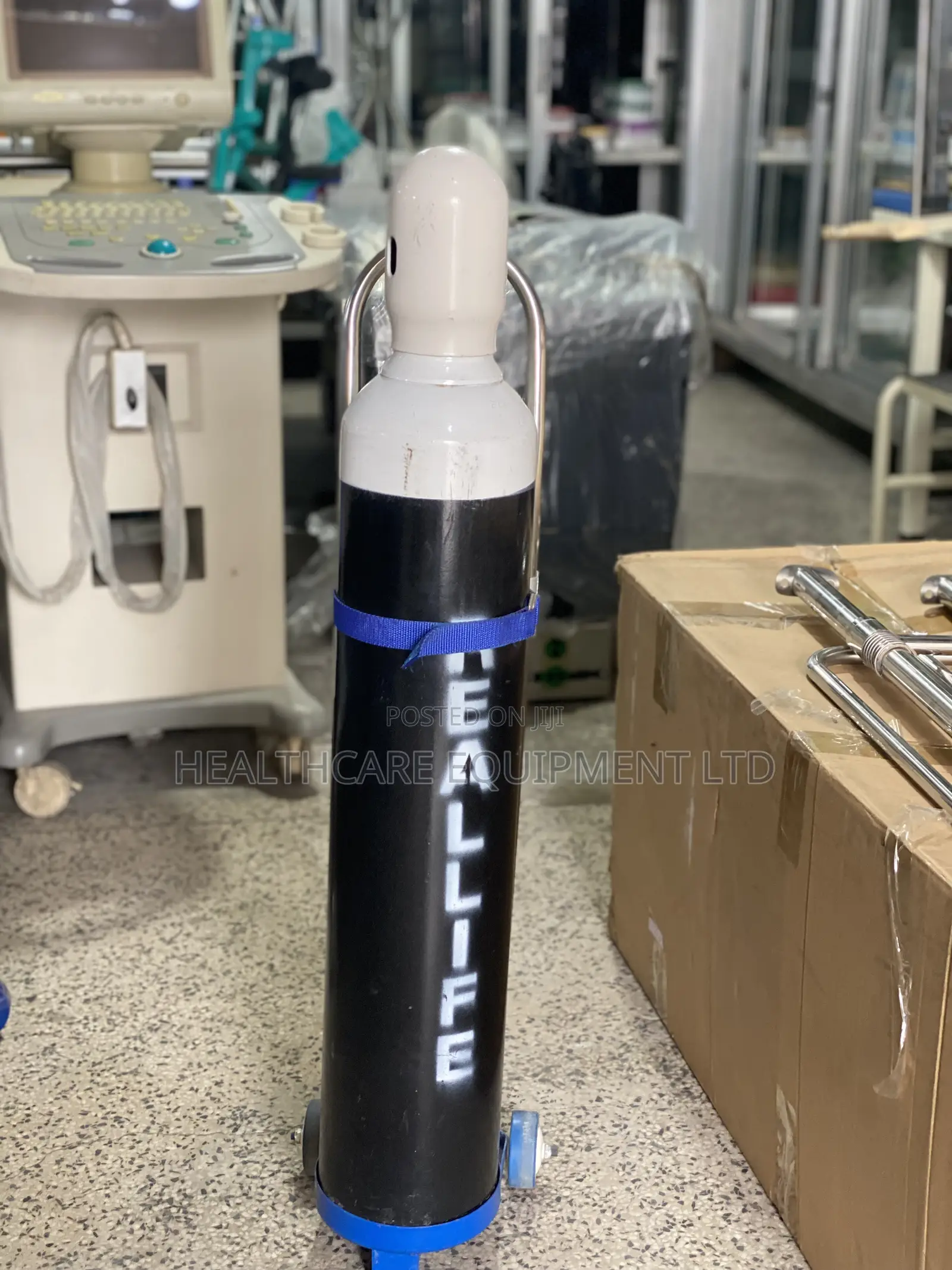 Oxygen Cylinder (12L) With Stand