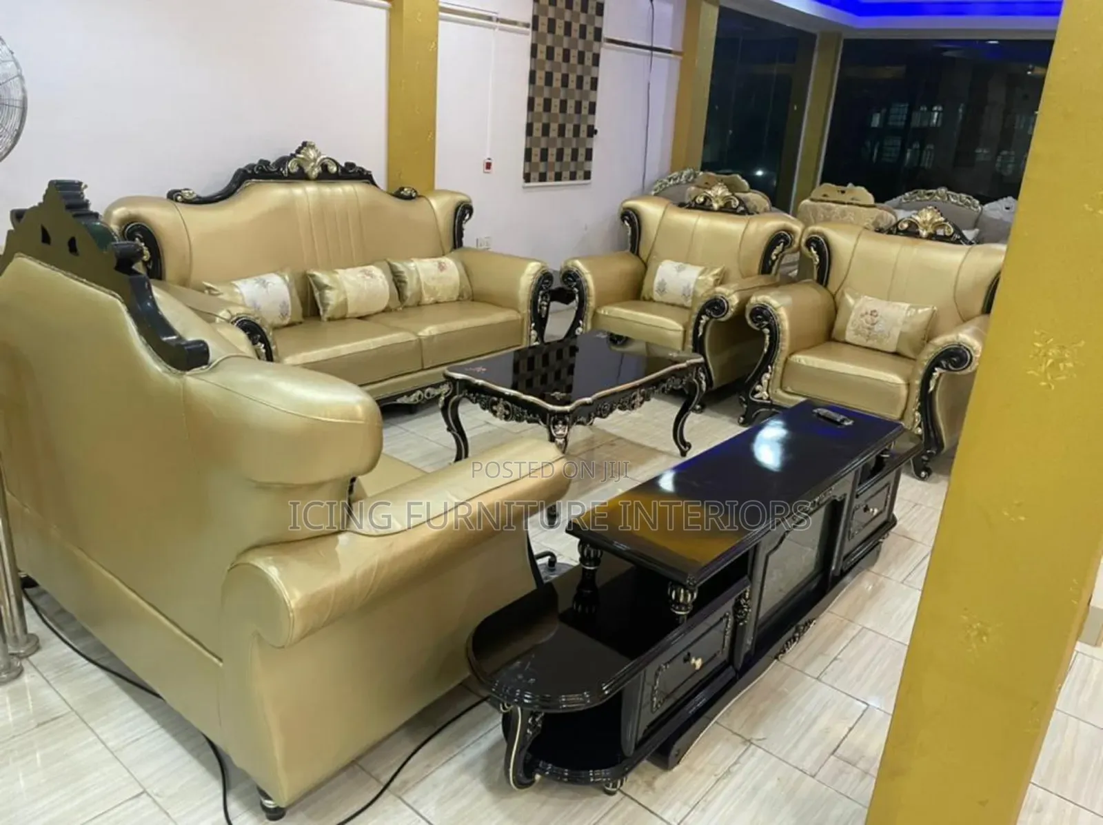 Durable Quality Set of Royal Sofa Chair
